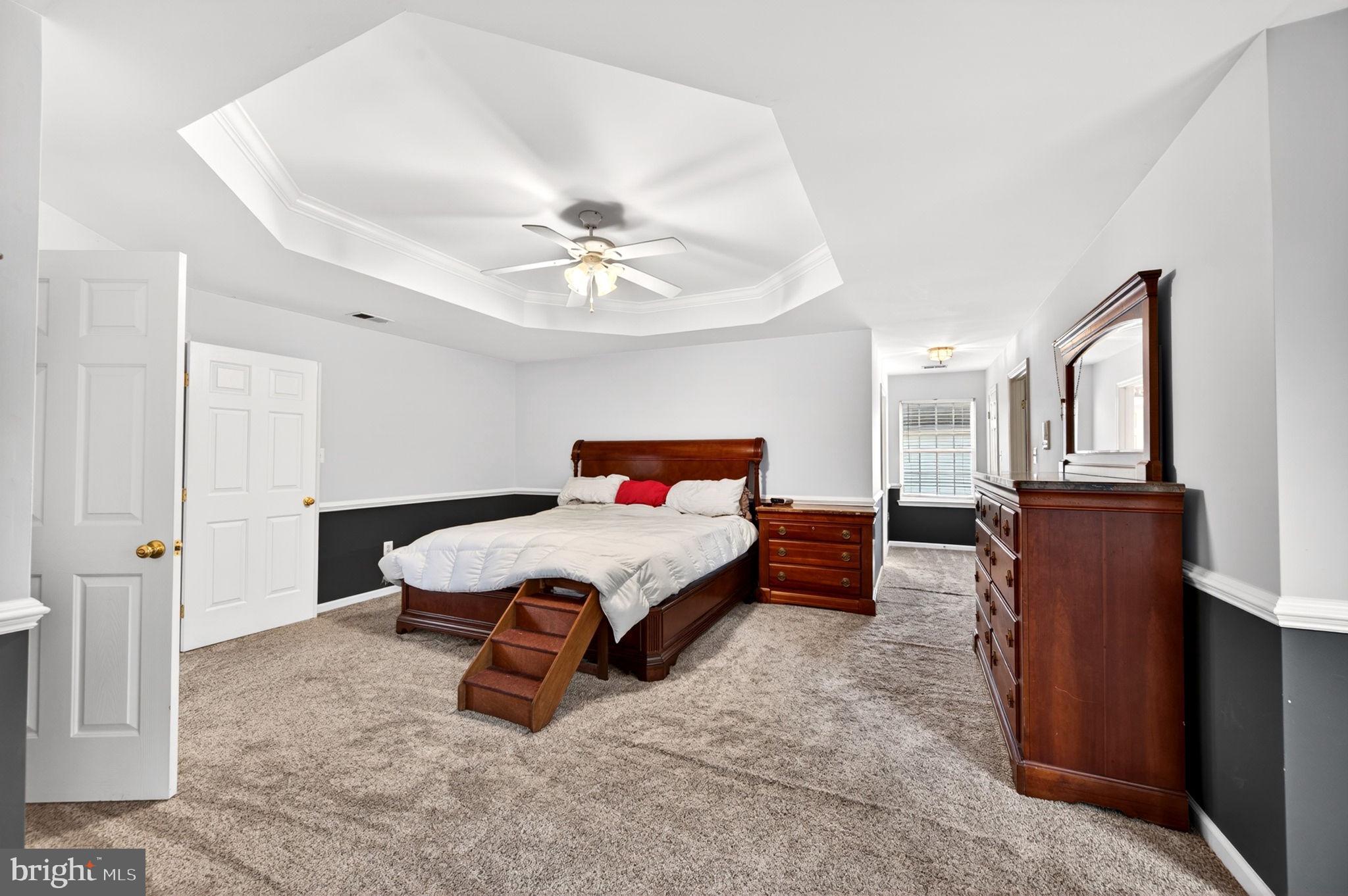 NORTH POINTE - Residential