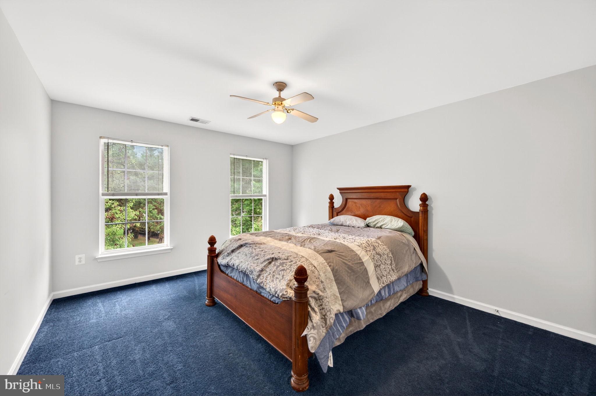 NORTH POINTE - Residential