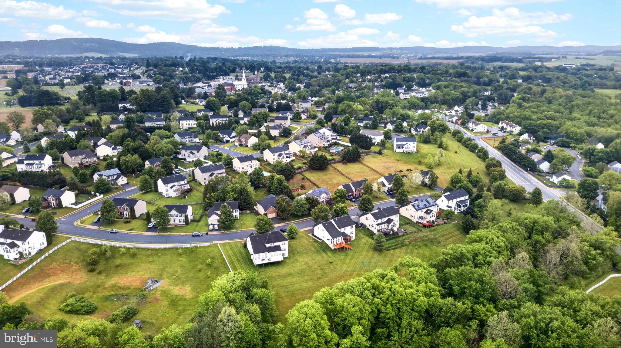 NORTH POINTE - Residential