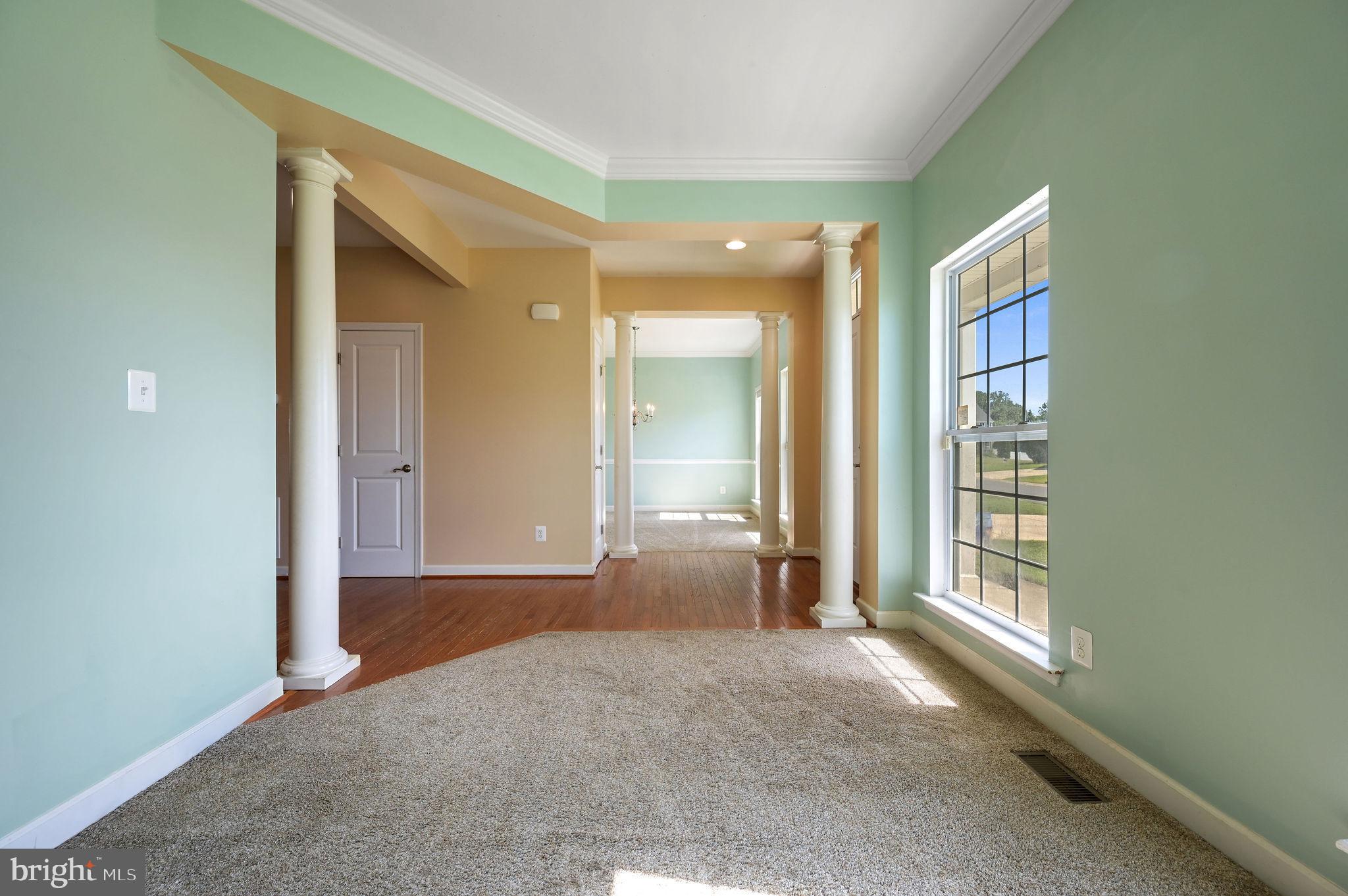 245 MAYAPPLE LANE