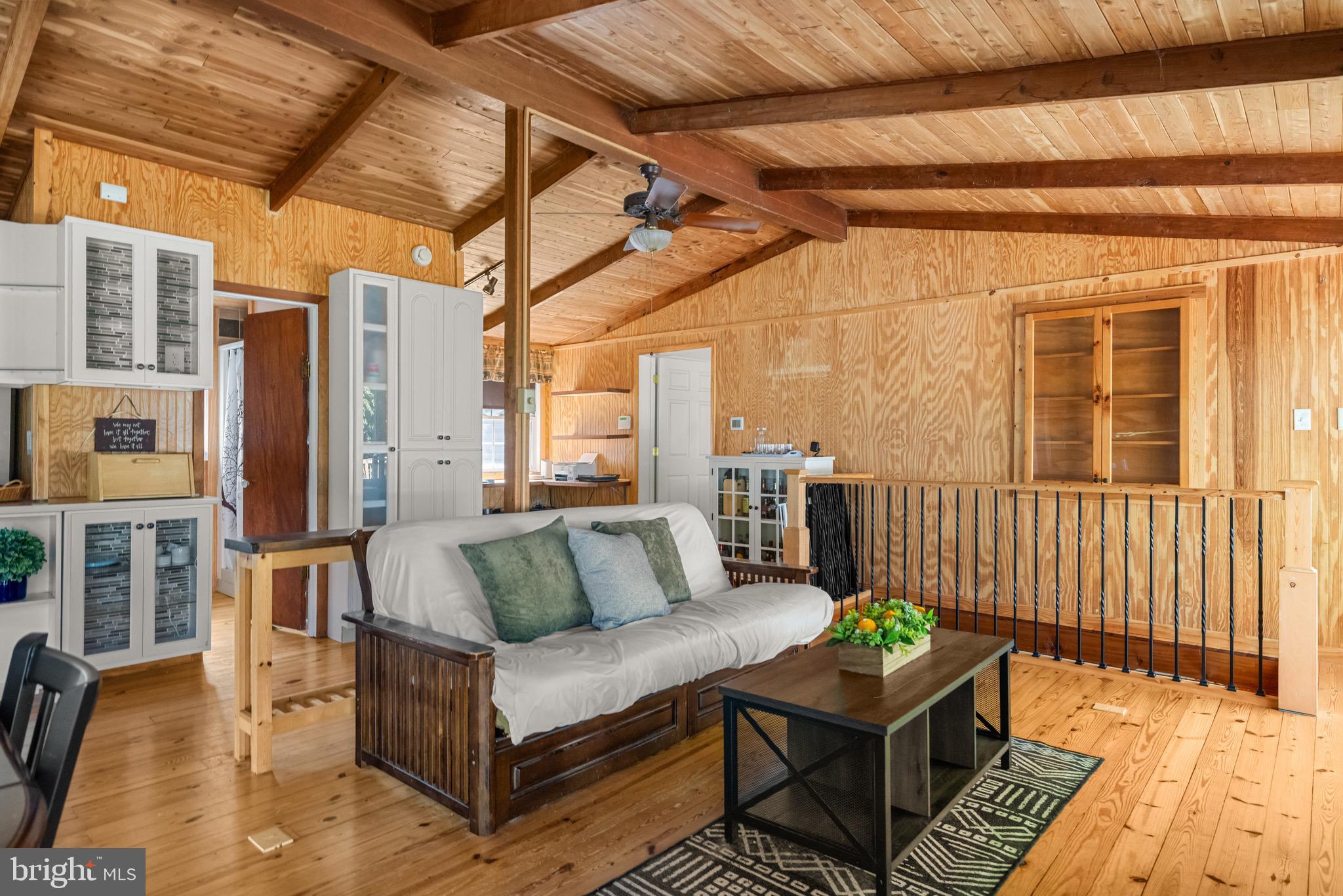 SHANNONDALE - Residential