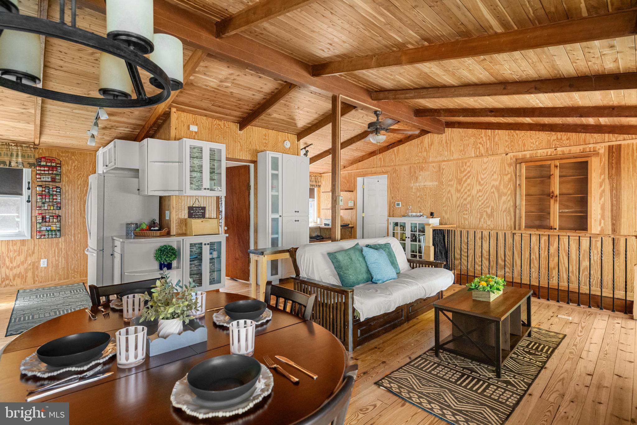 SHANNONDALE - Residential