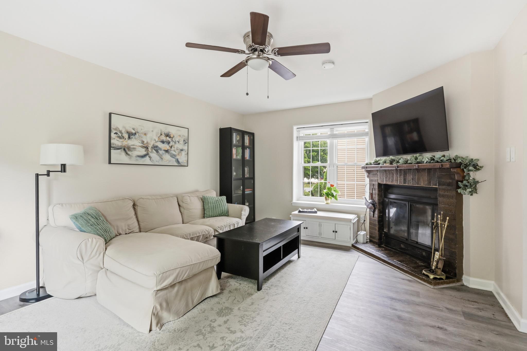 102 RUTLEDGE COURT