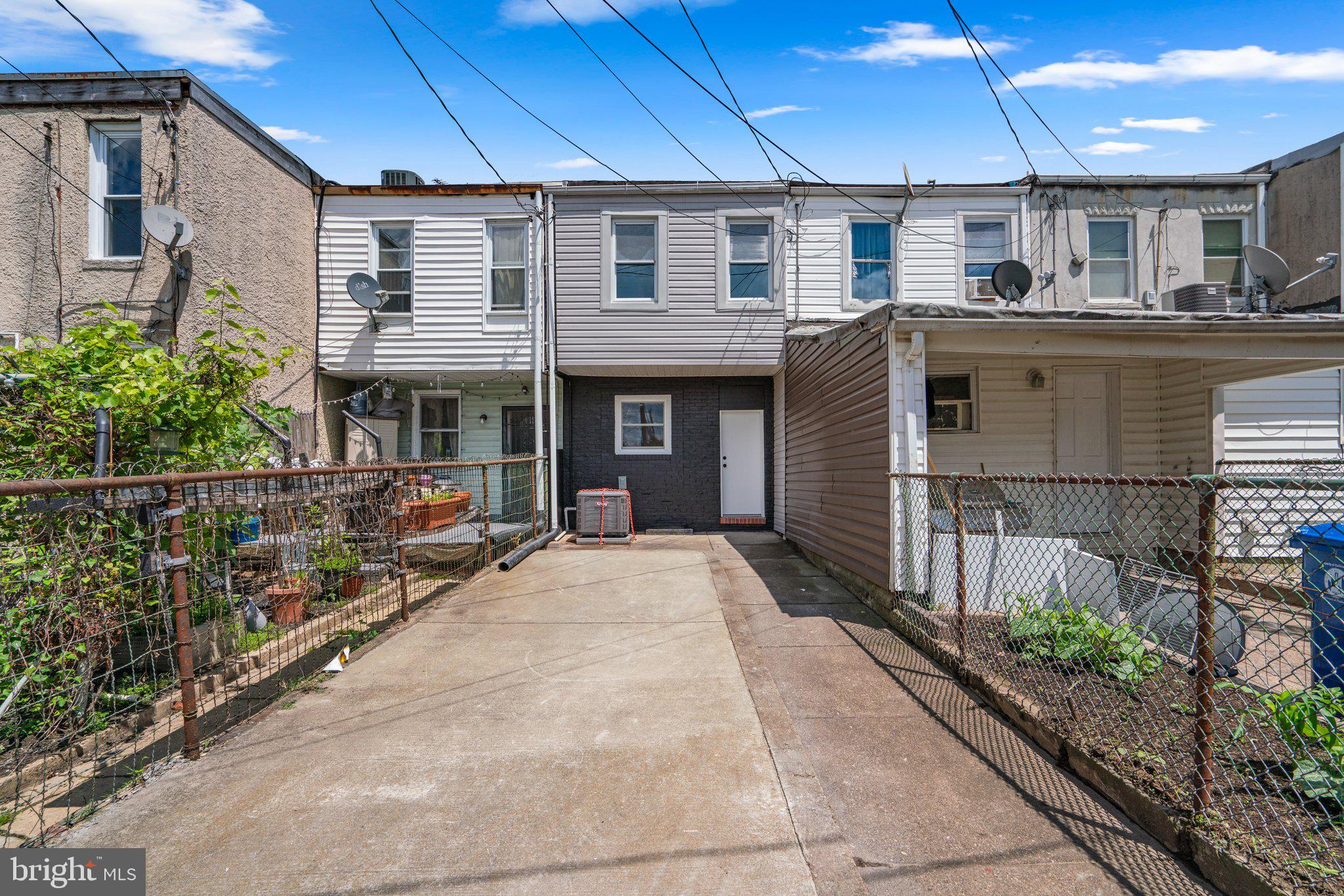 HIGHLANDTOWN - Residential