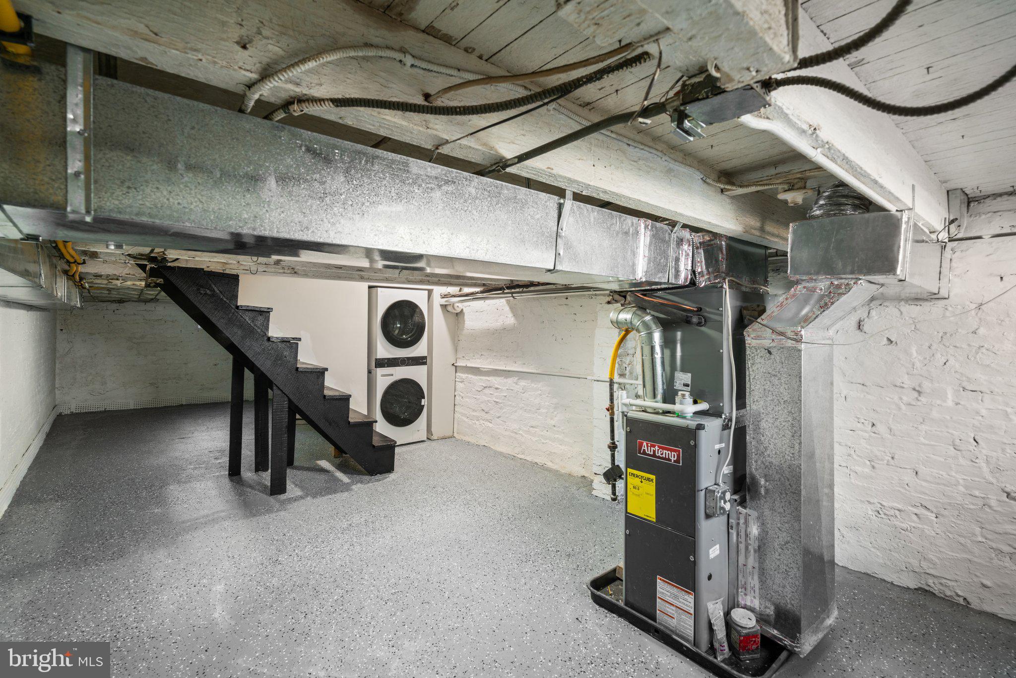 HIGHLANDTOWN - Residential