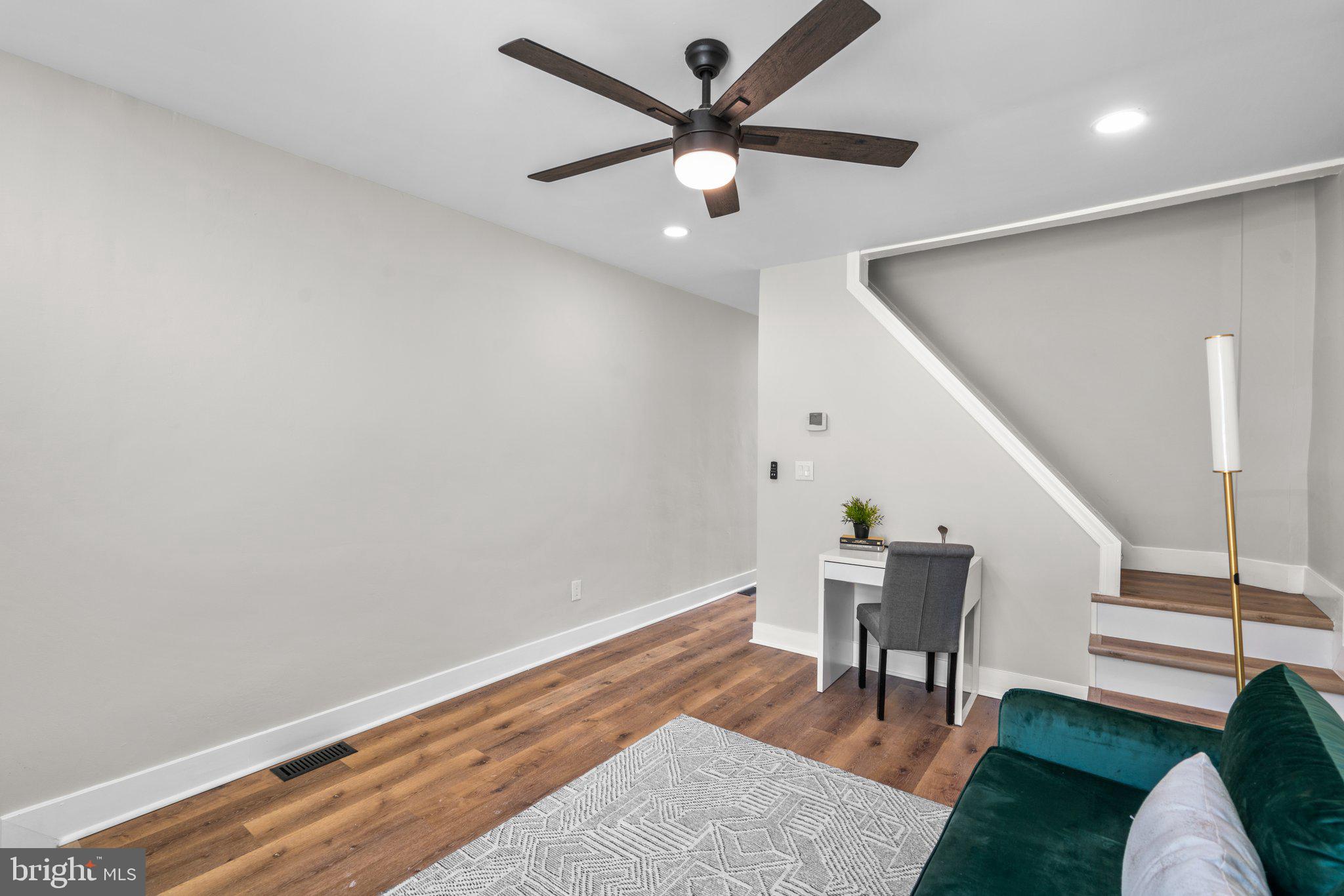 HIGHLANDTOWN - Residential