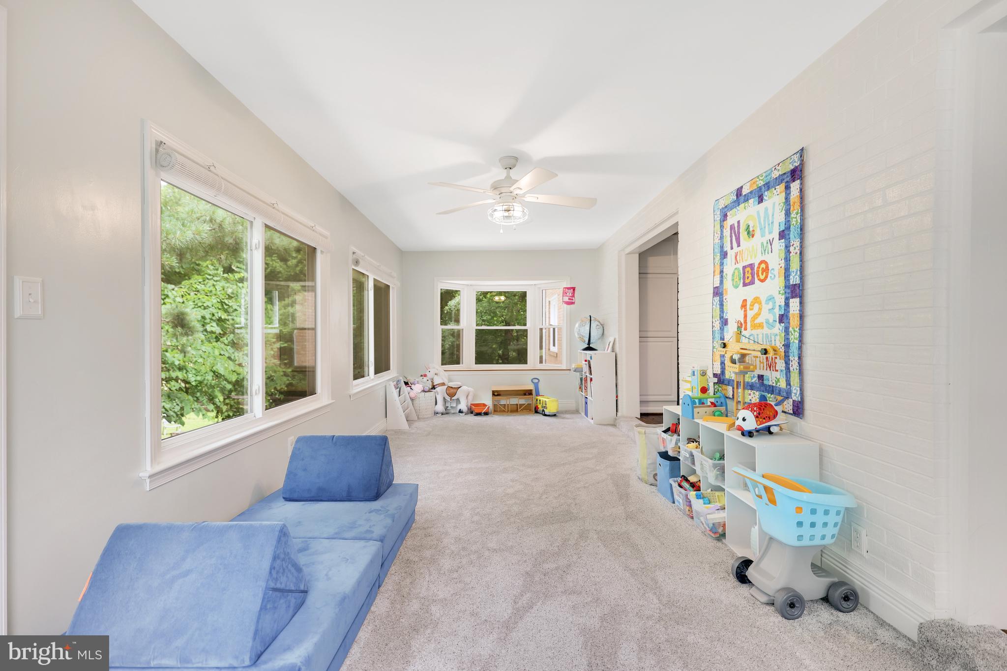 TALLY HO - Residential