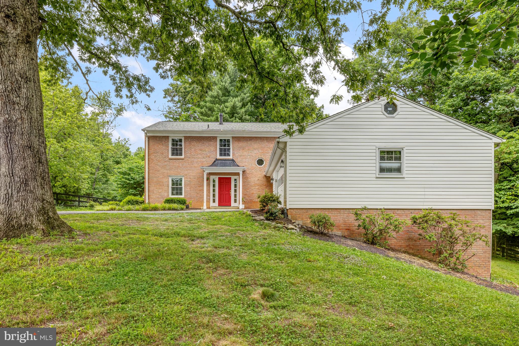 TALLY HO - Residential