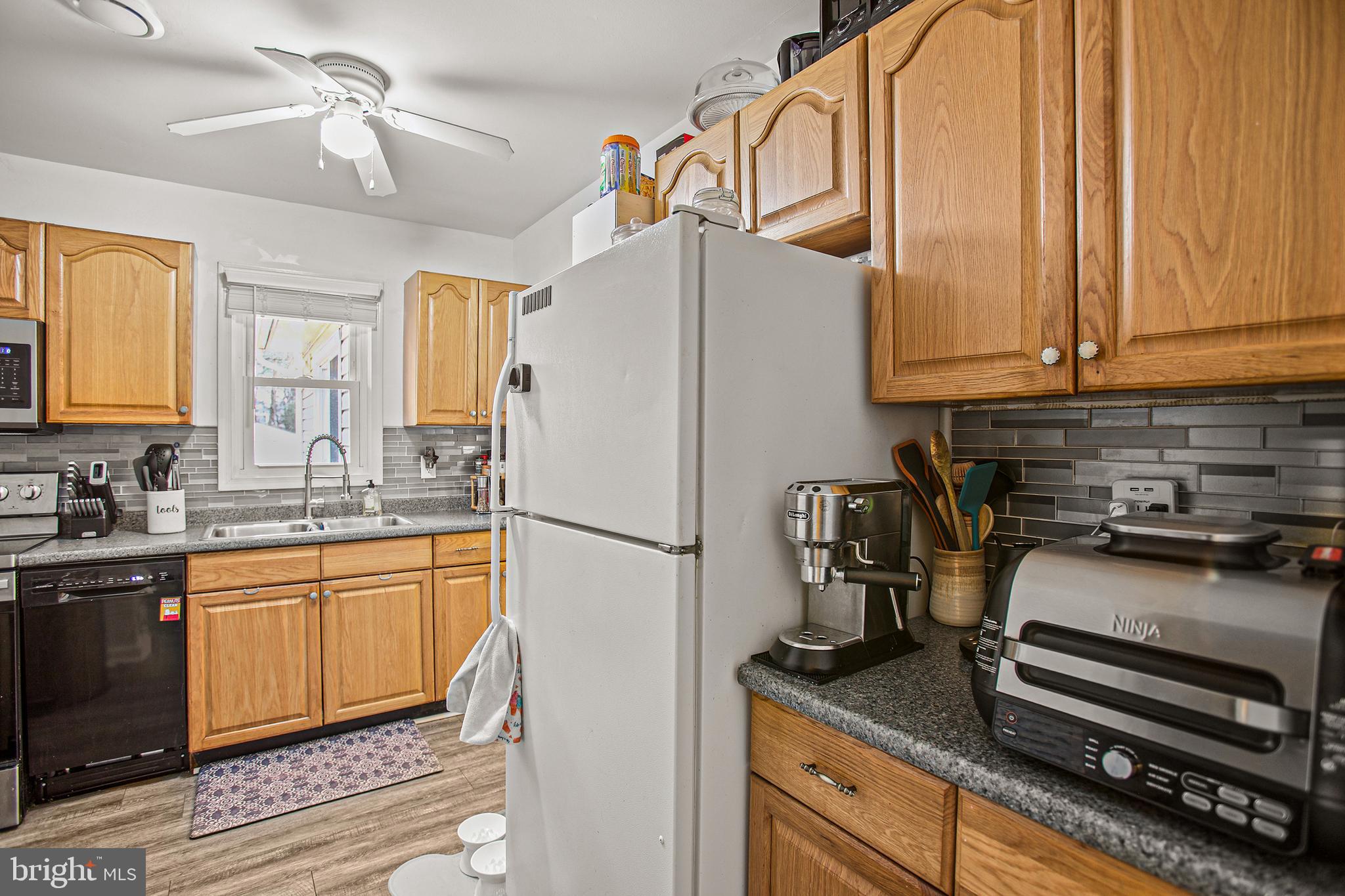 THE MEADOWS - Residential