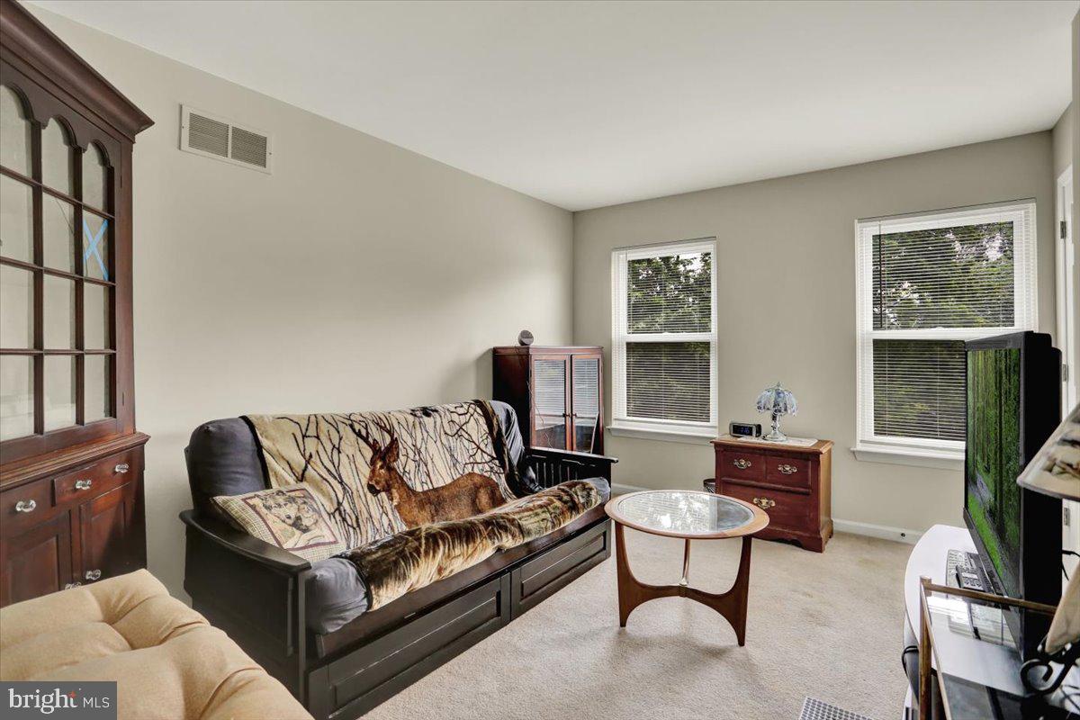 HANOVER RIDGE - Residential