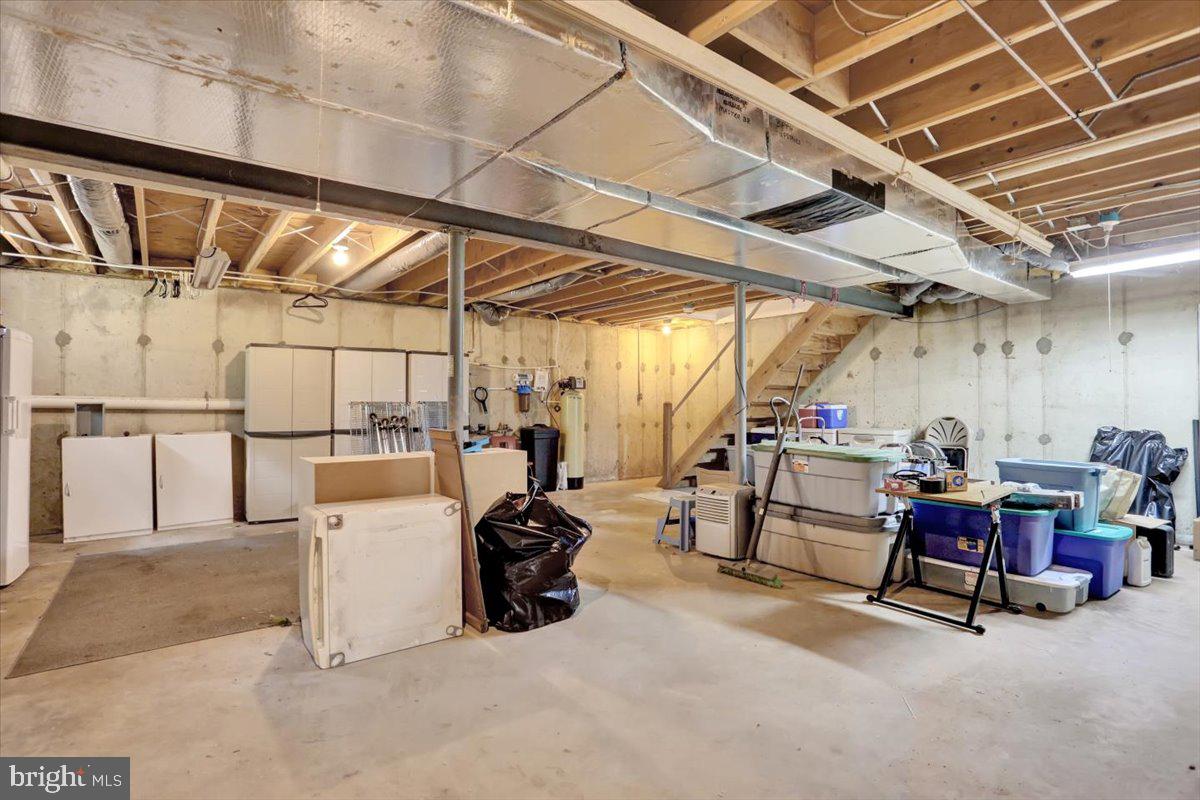 HANOVER RIDGE - Residential