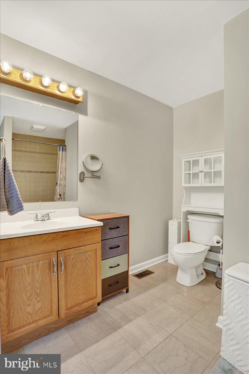 HANOVER RIDGE - Residential