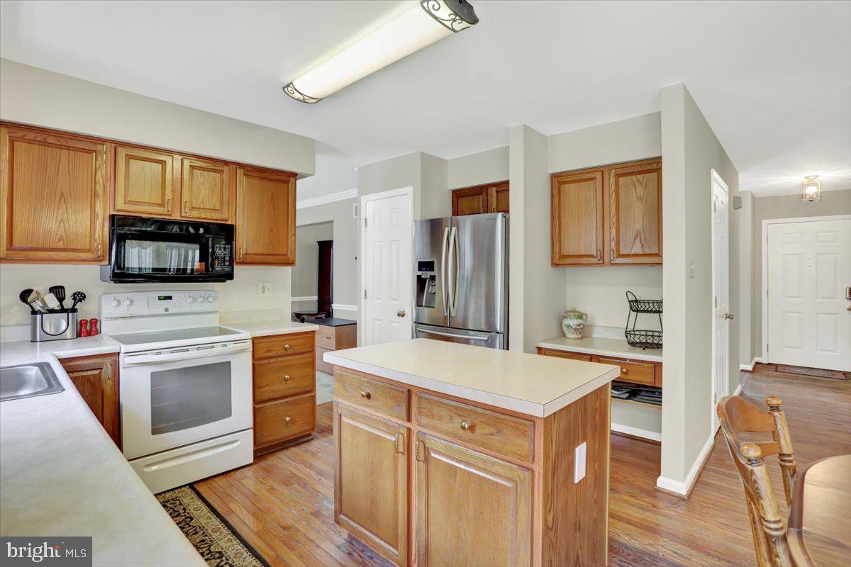 HANOVER RIDGE - Residential