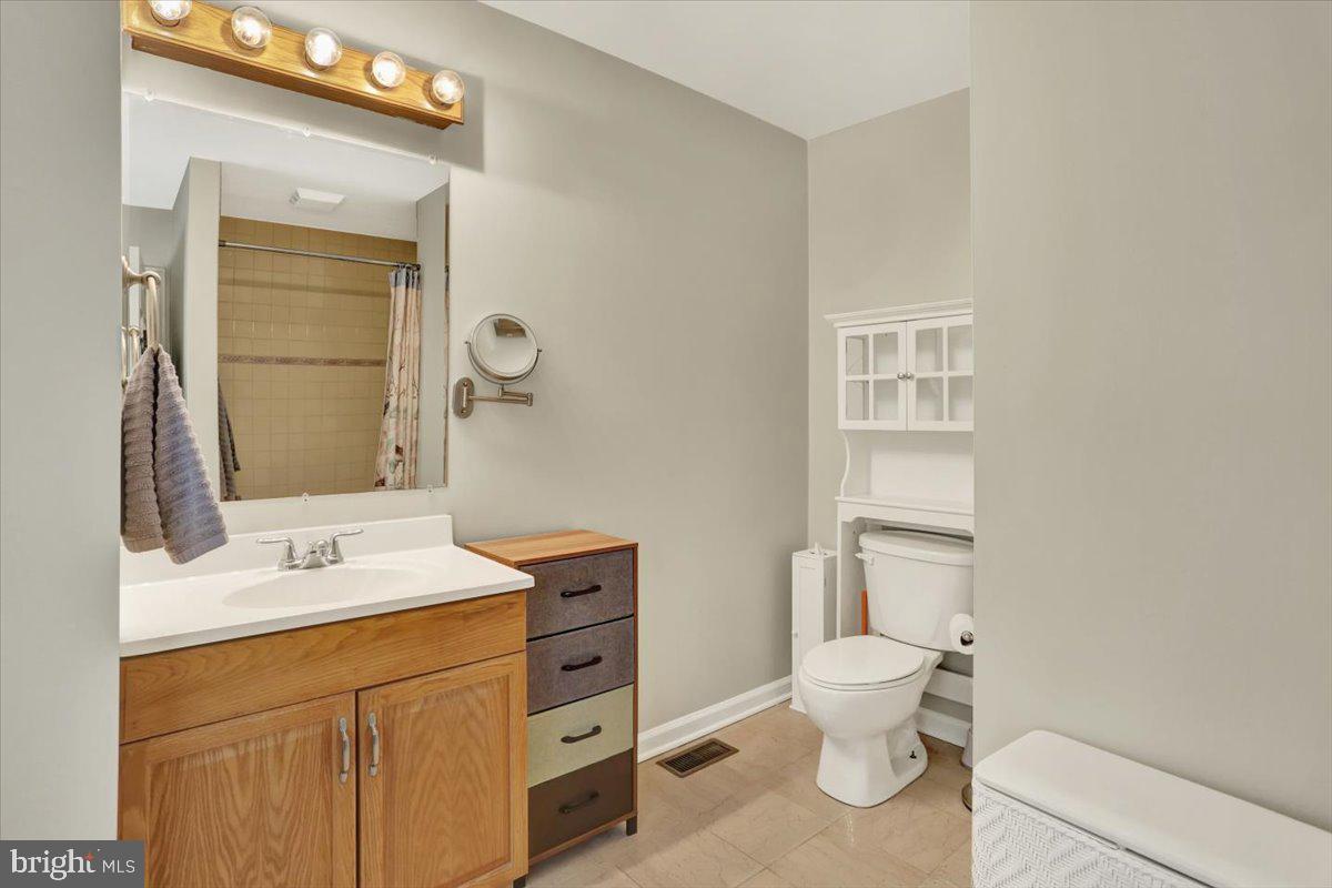 HANOVER RIDGE - Residential