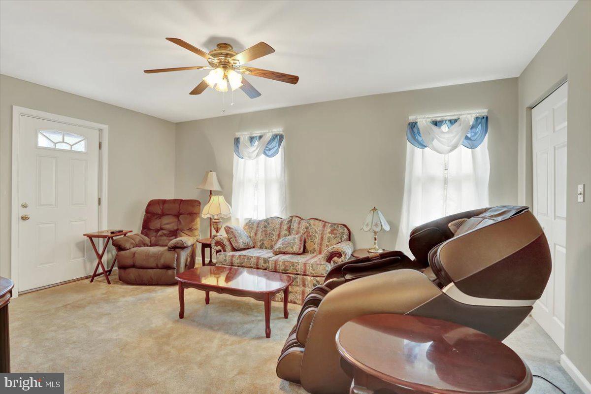 HANOVER RIDGE - Residential