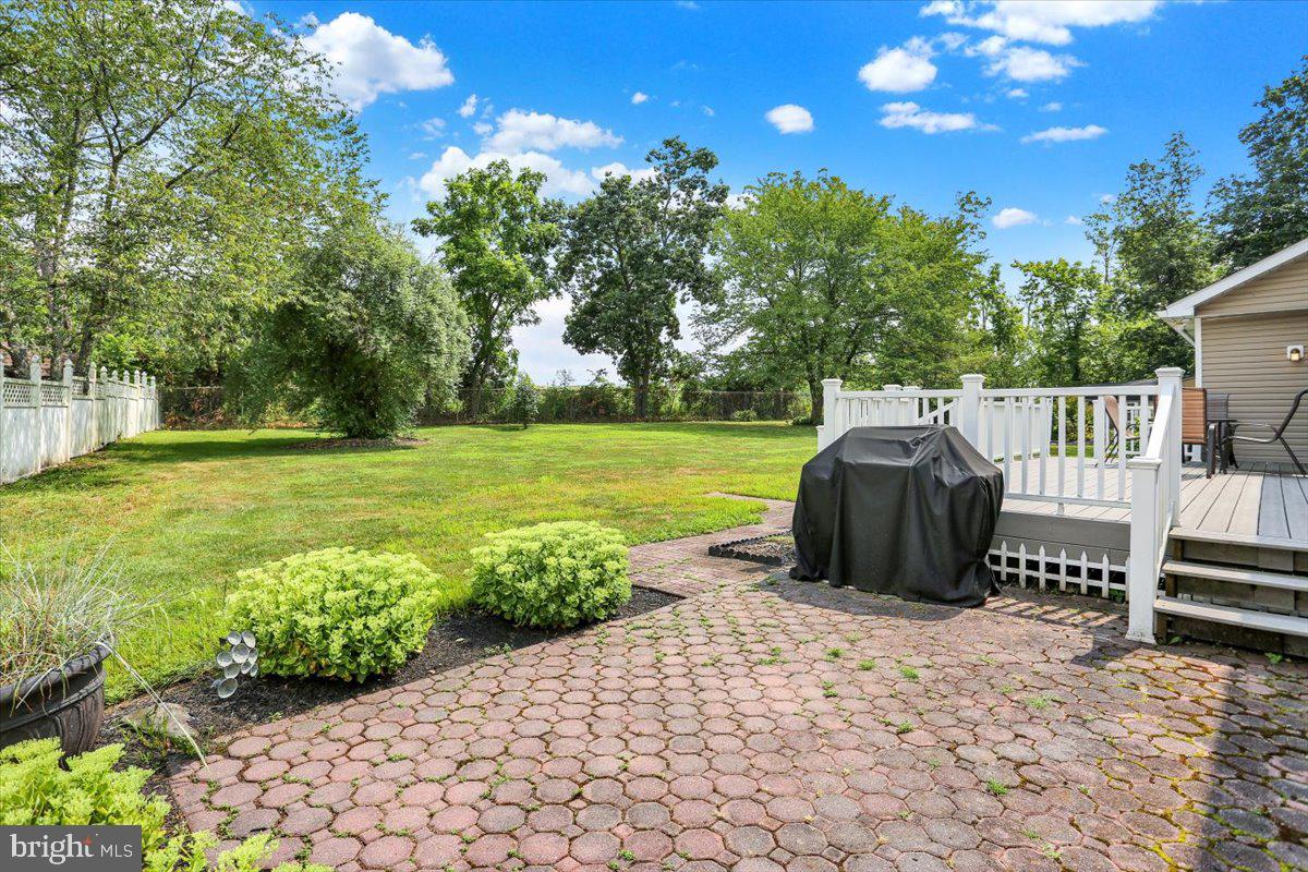 HANOVER RIDGE - Residential