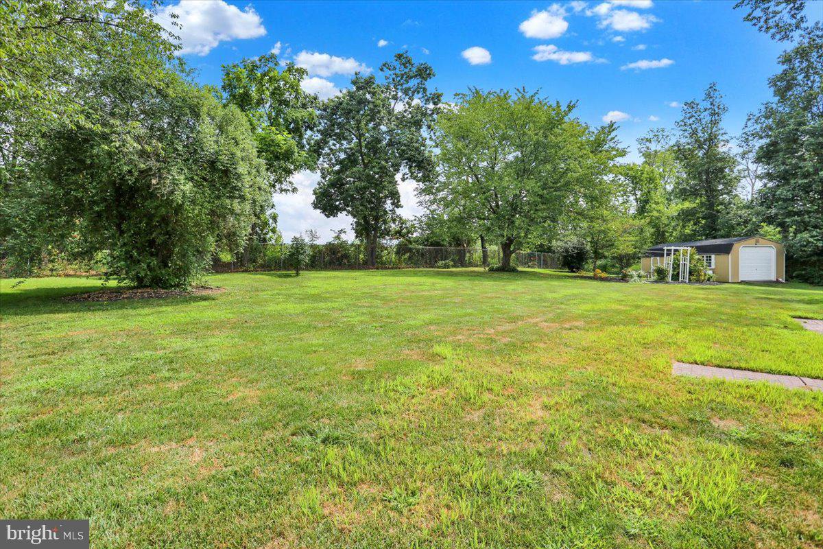 HANOVER RIDGE - Residential