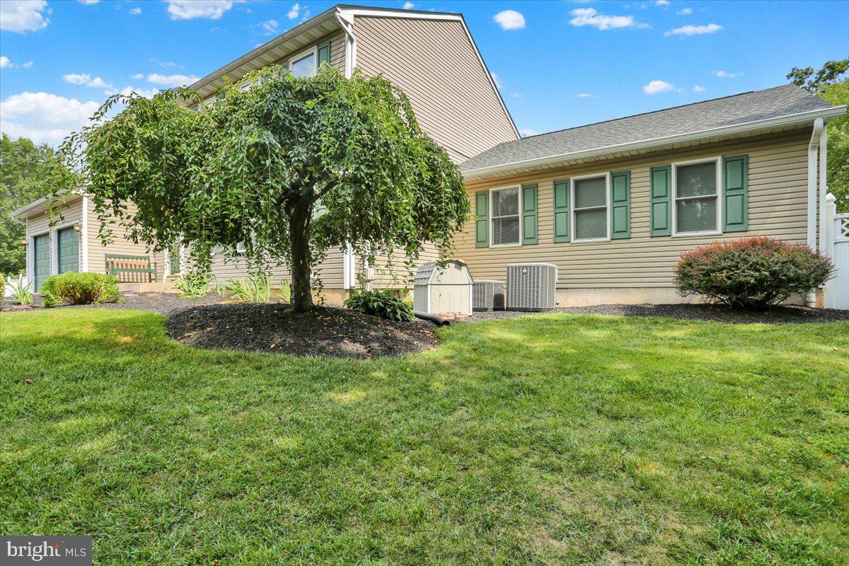 HANOVER RIDGE - Residential