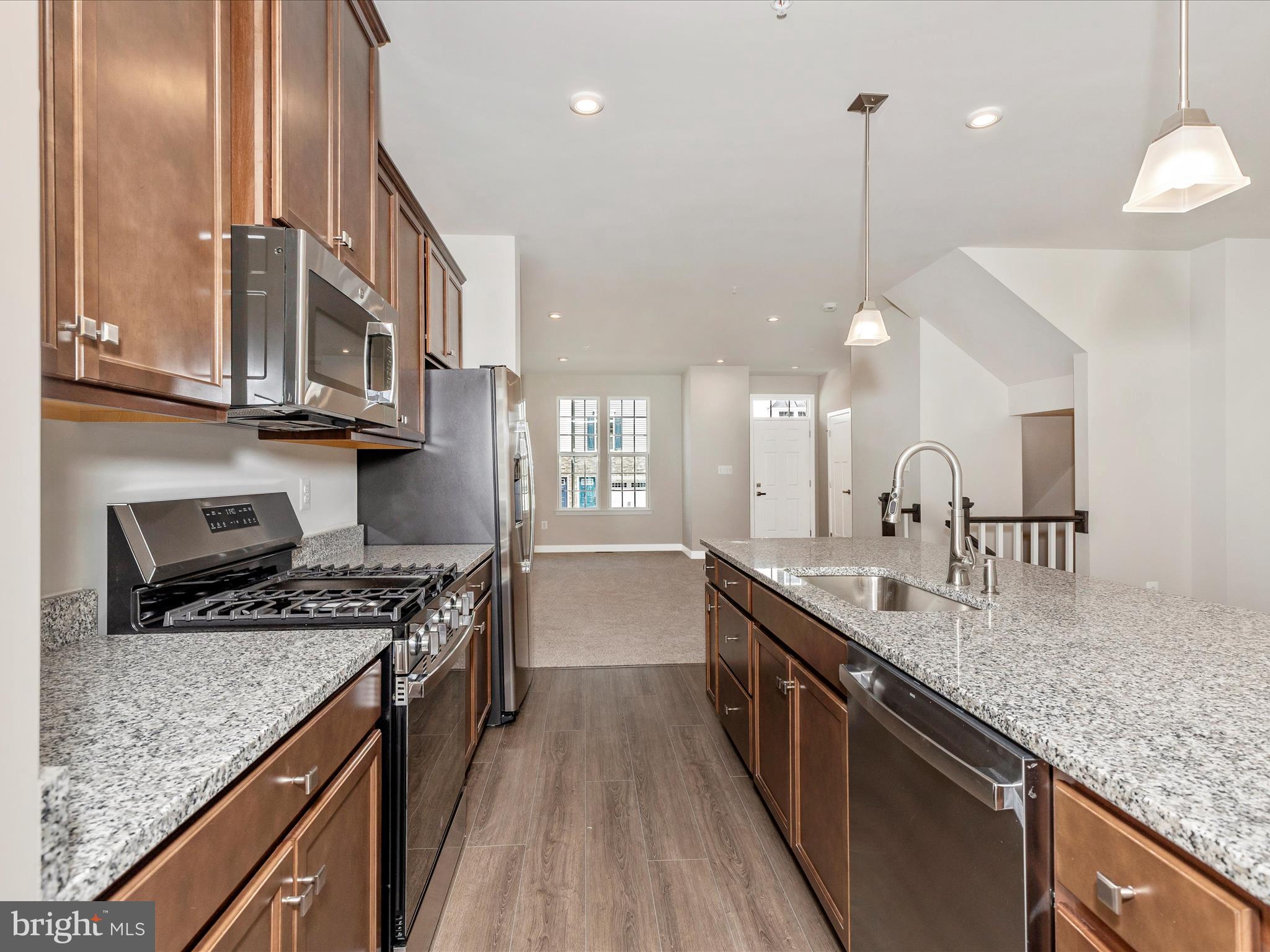 BELLE AIR TOWNHOMES - Residential Lease