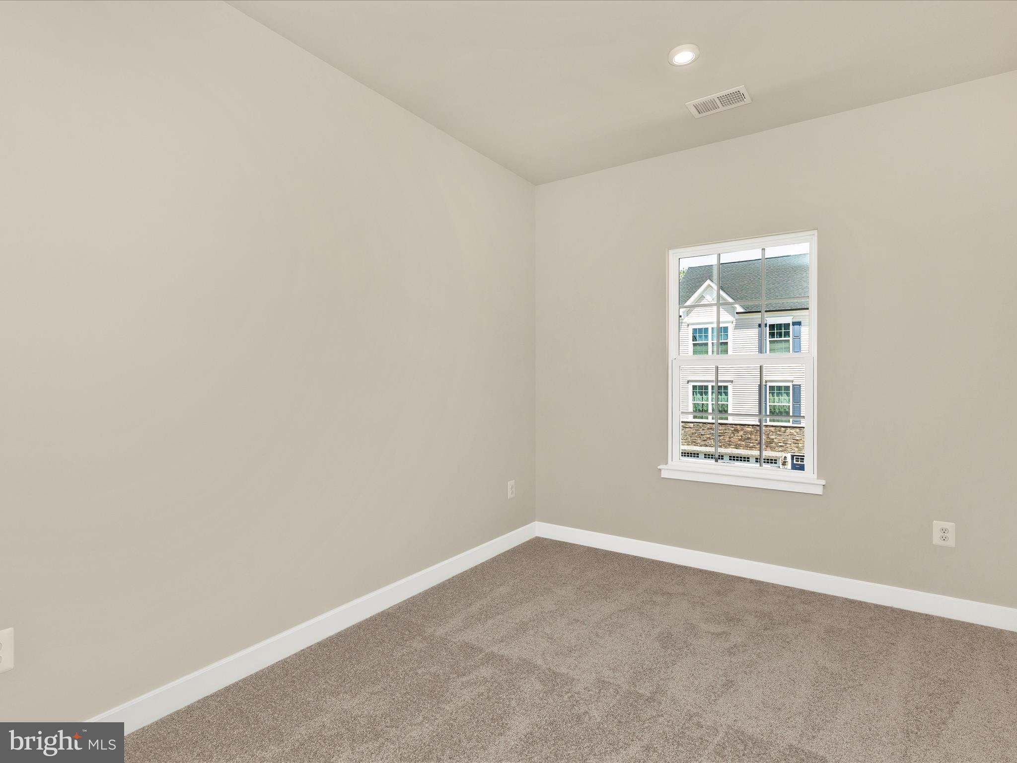 BELLE AIR TOWNHOMES - Residential Lease