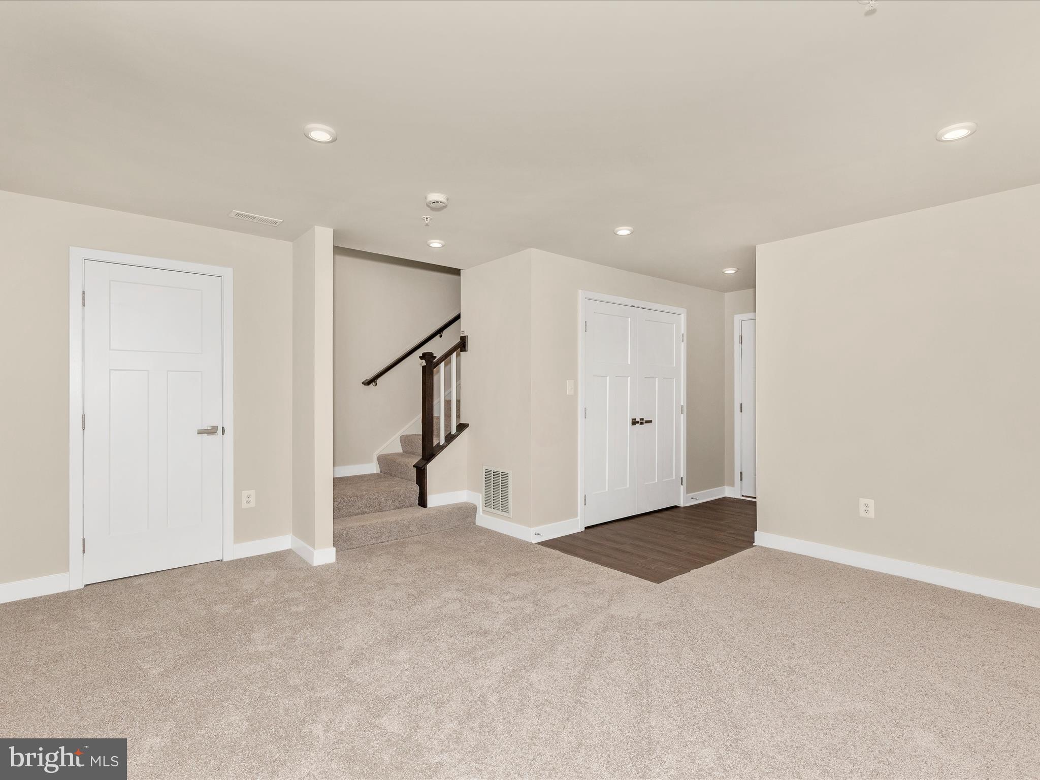 BELLE AIR TOWNHOMES - Residential Lease