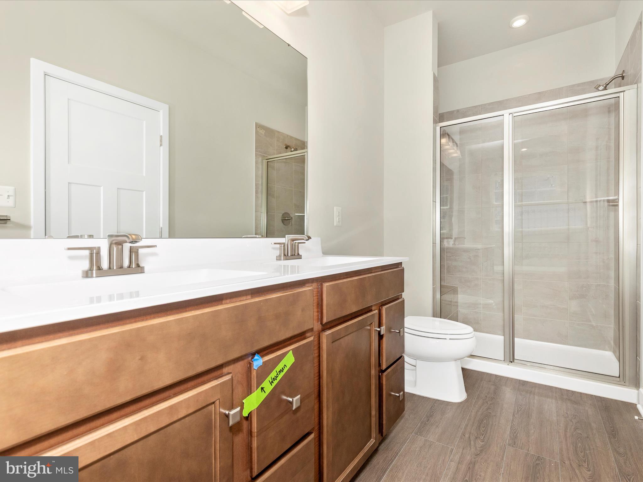 BELLE AIR TOWNHOMES - Residential Lease