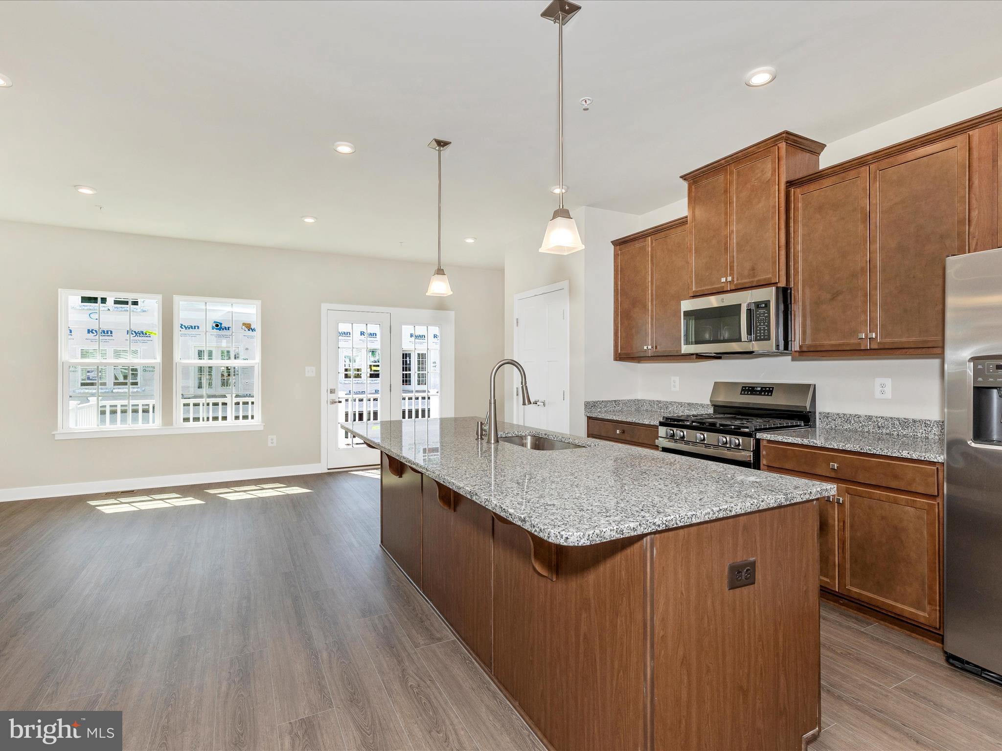 BELLE AIR TOWNHOMES - Residential Lease