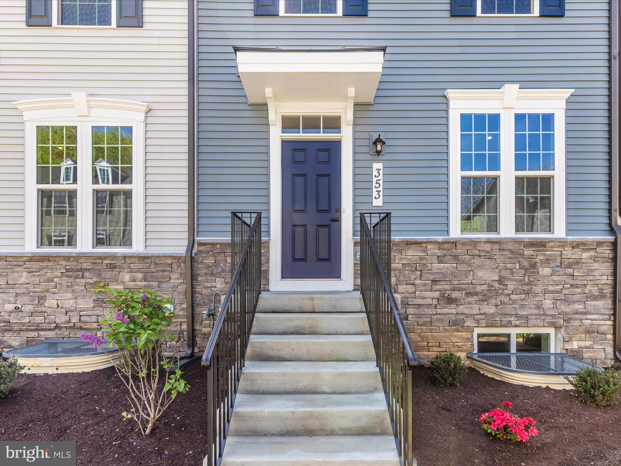 BELLE AIR TOWNHOMES - Residential Lease