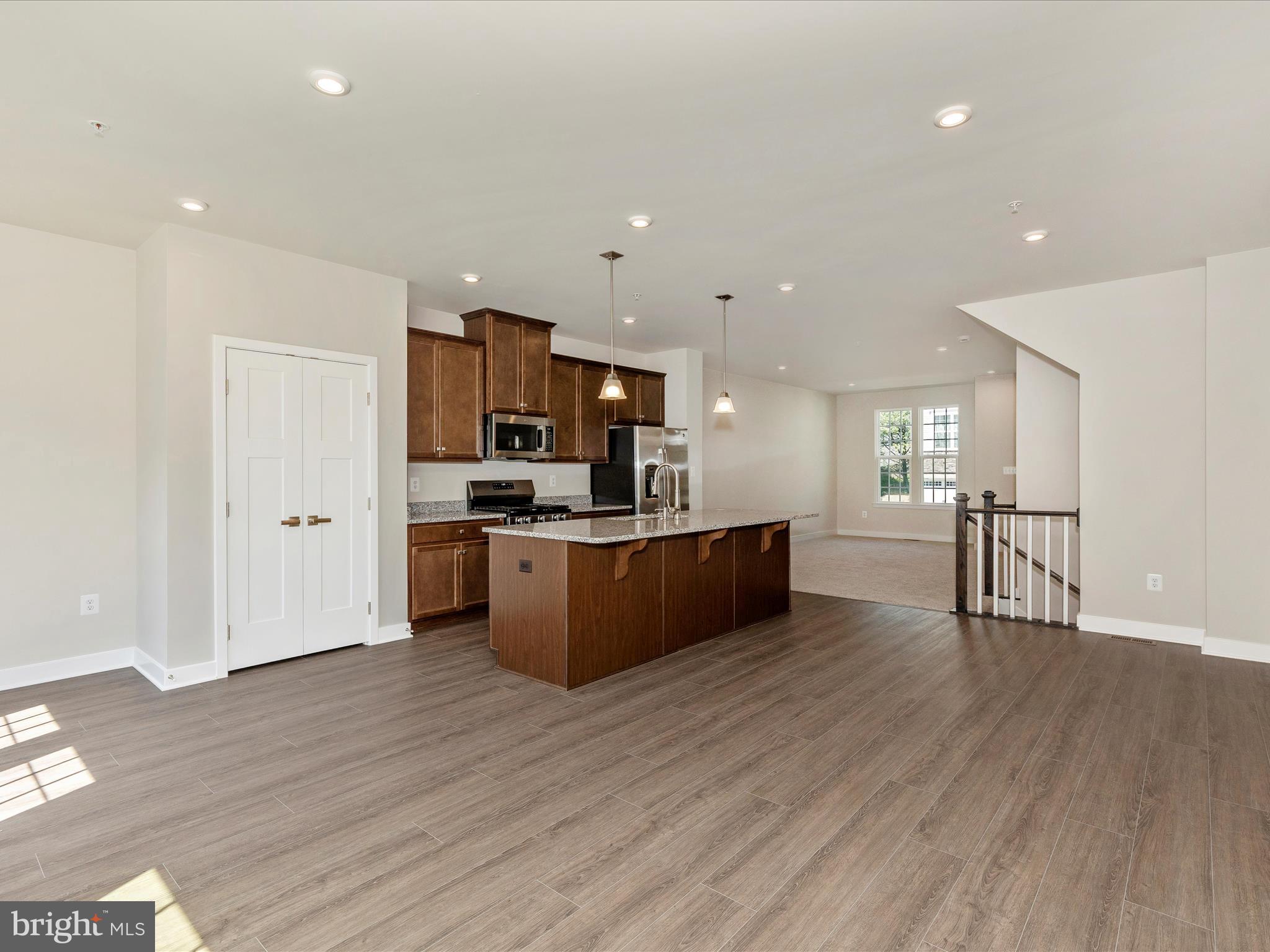 BELLE AIR TOWNHOMES - Residential Lease