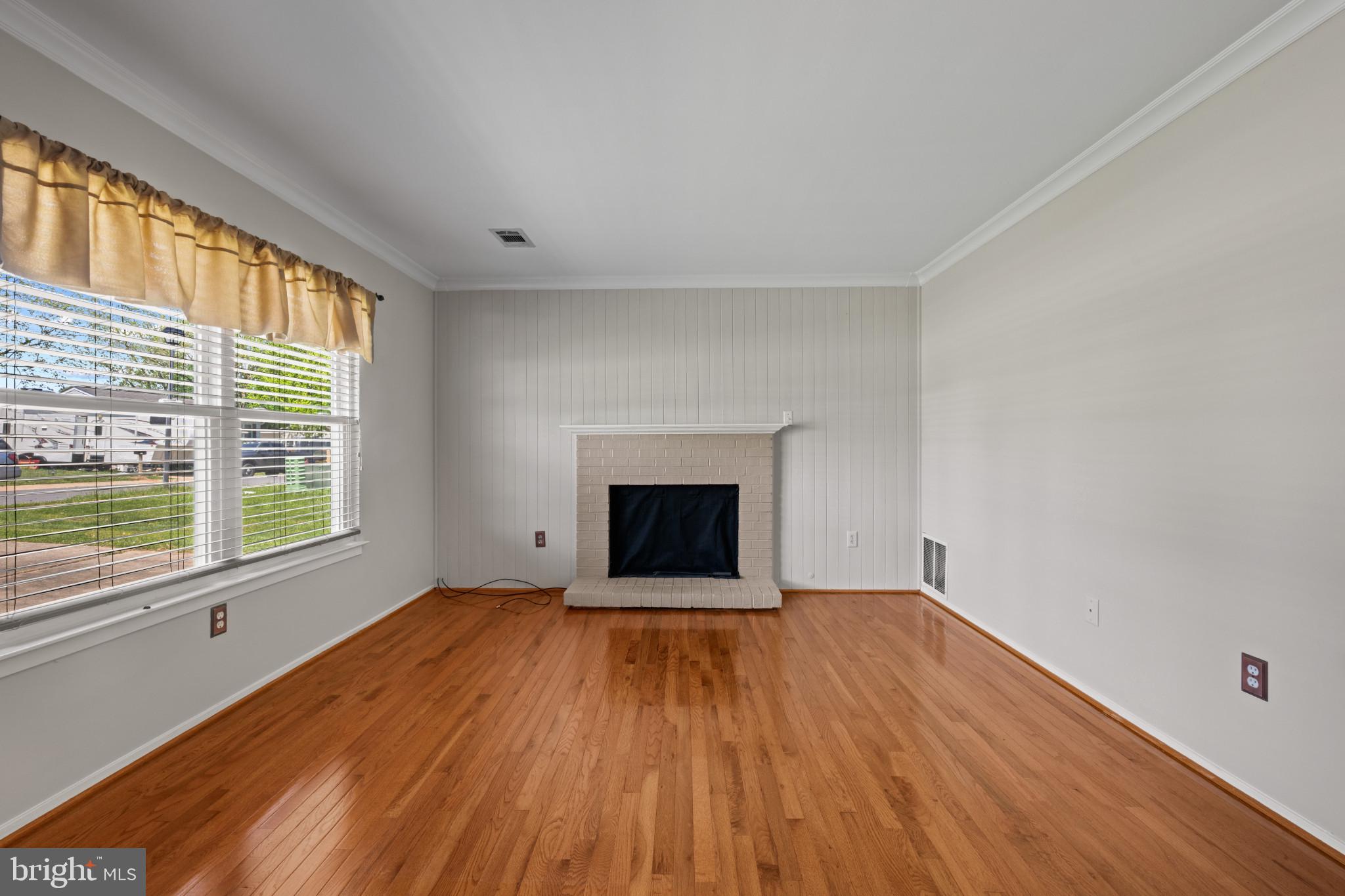 LEXINGTON RUN - Residential