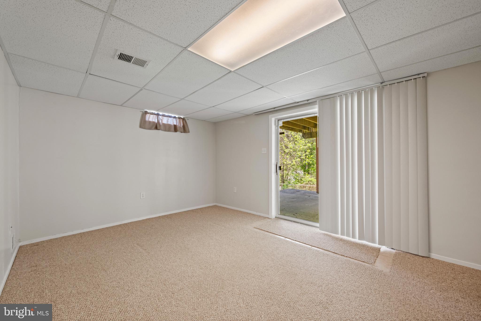 LEXINGTON RUN - Residential