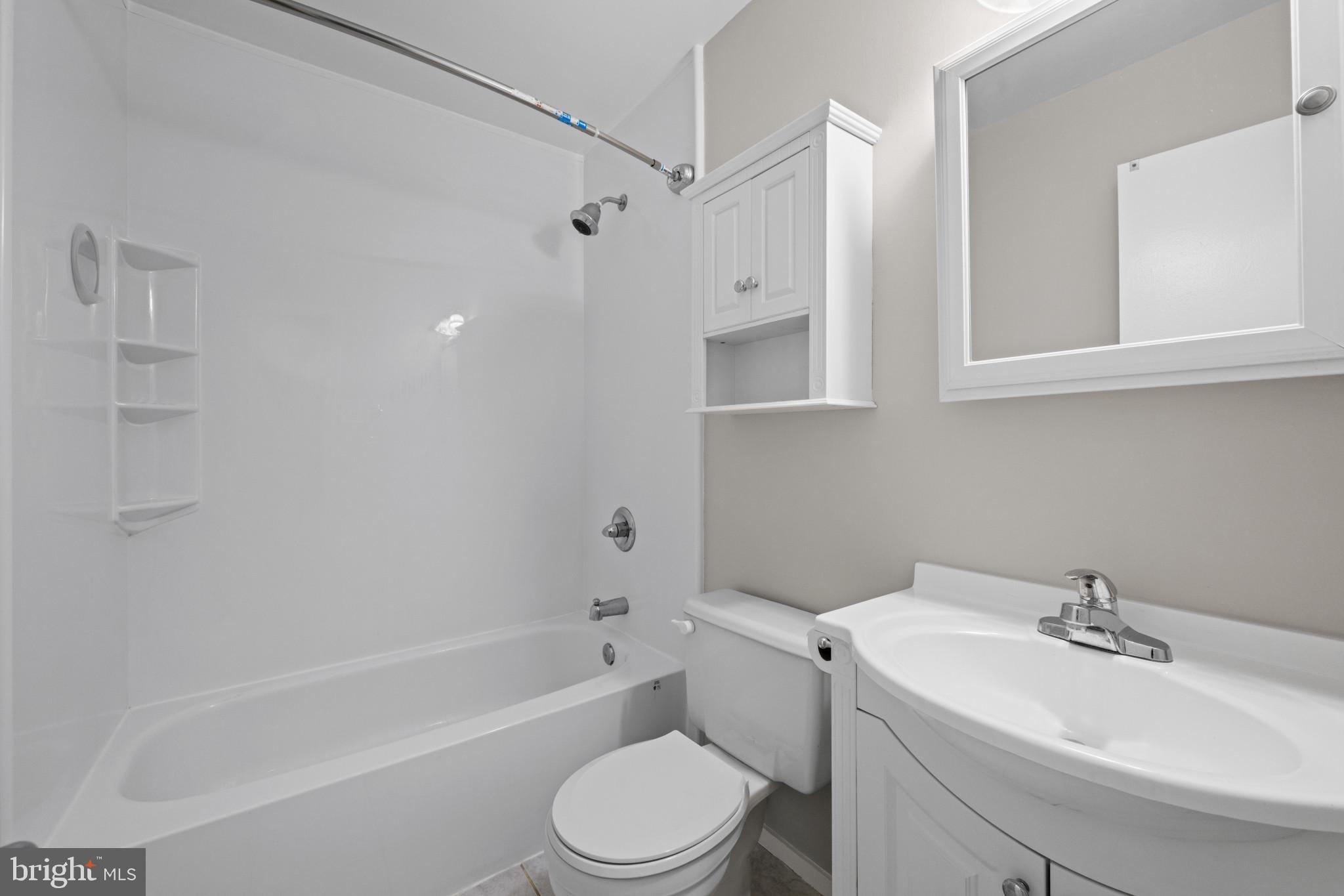 LEXINGTON RUN - Residential