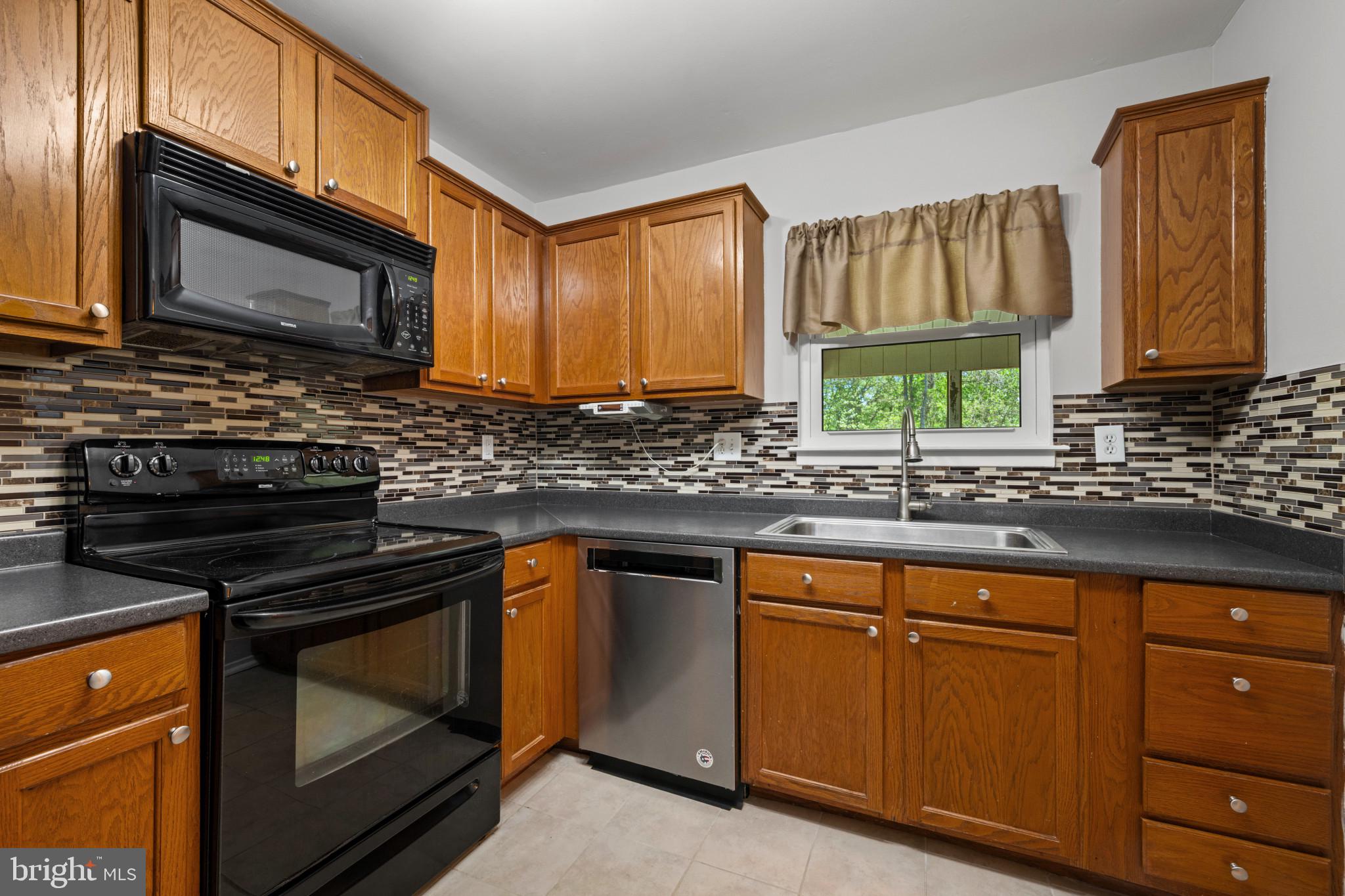LEXINGTON RUN - Residential