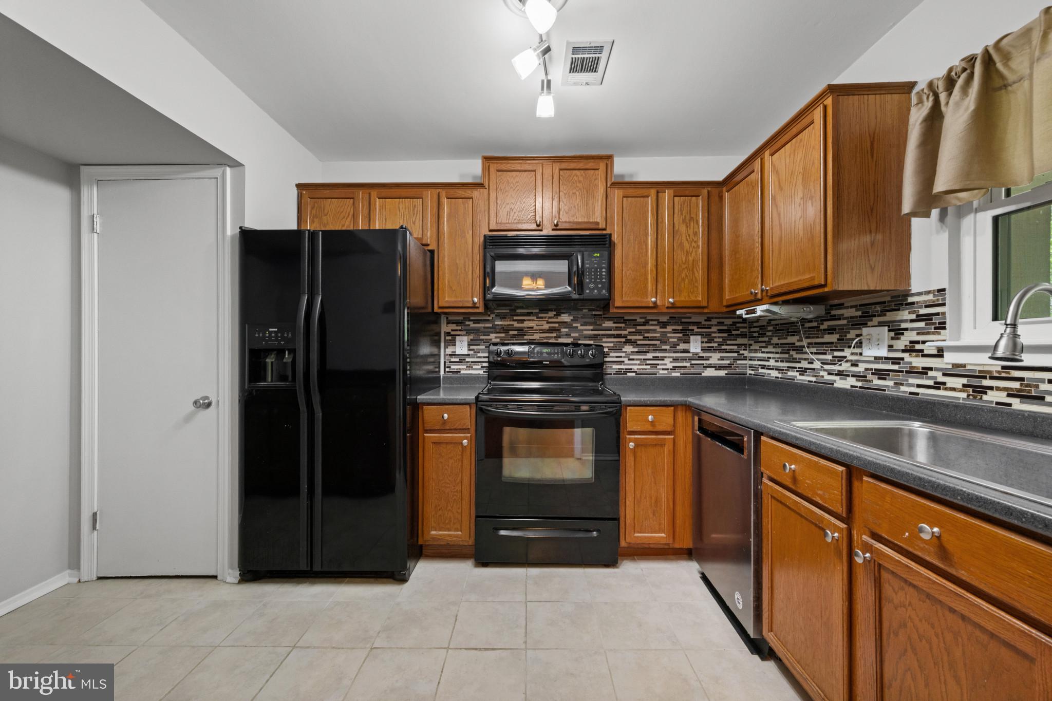 LEXINGTON RUN - Residential