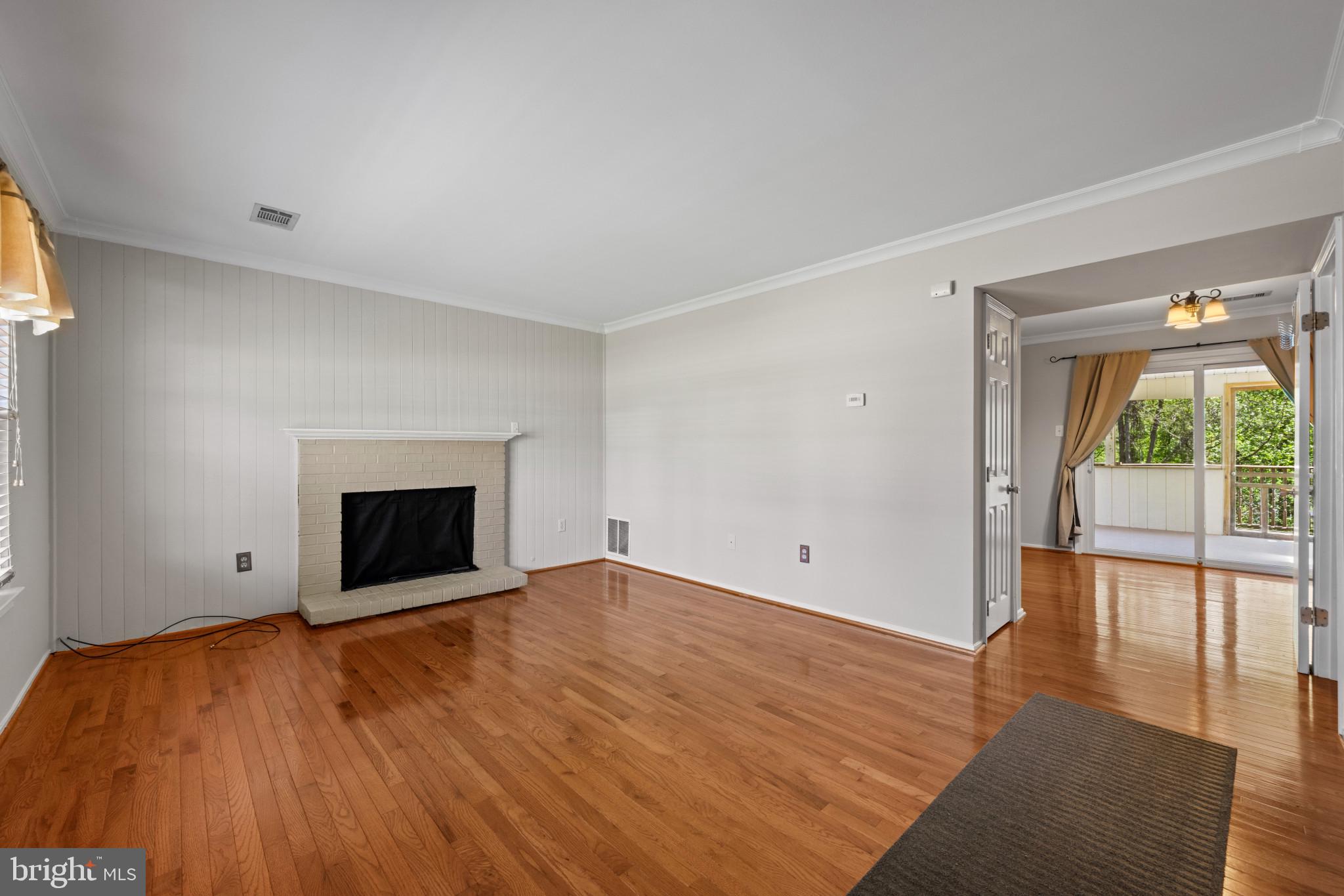 LEXINGTON RUN - Residential