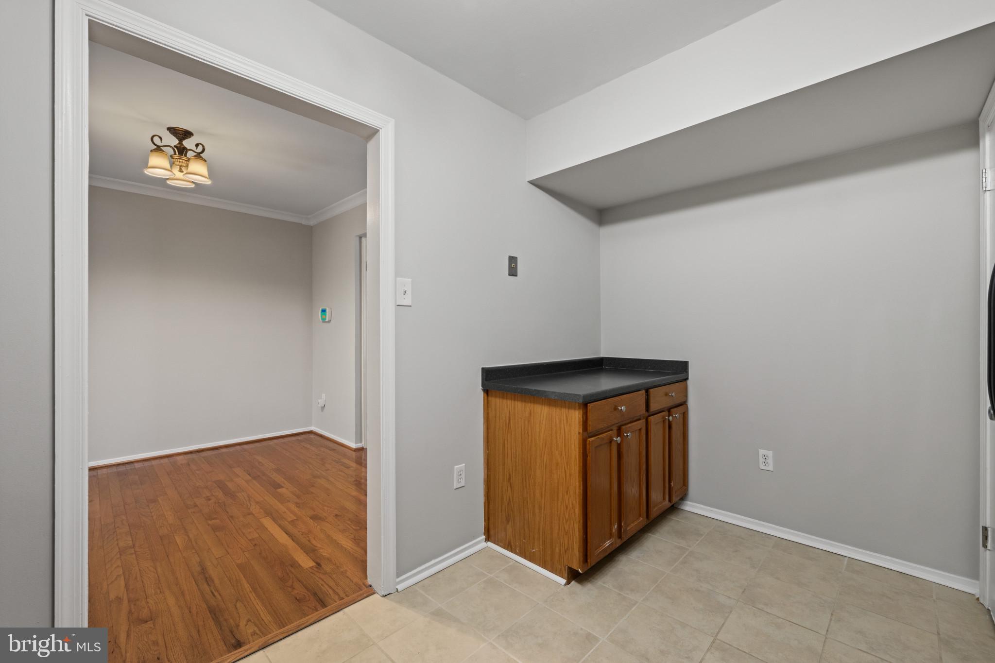 LEXINGTON RUN - Residential