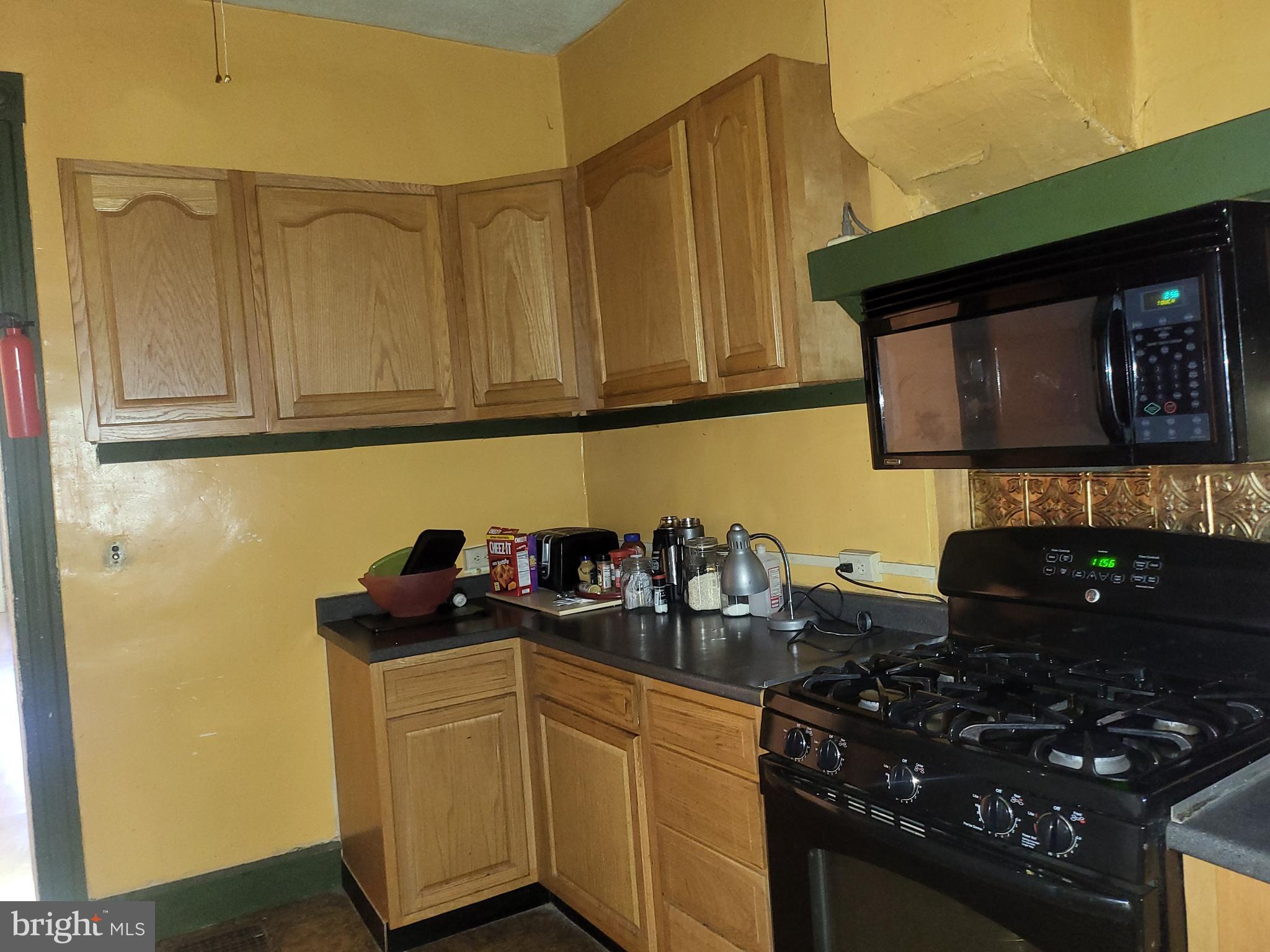 JOHNSTON SQUARE - Residential