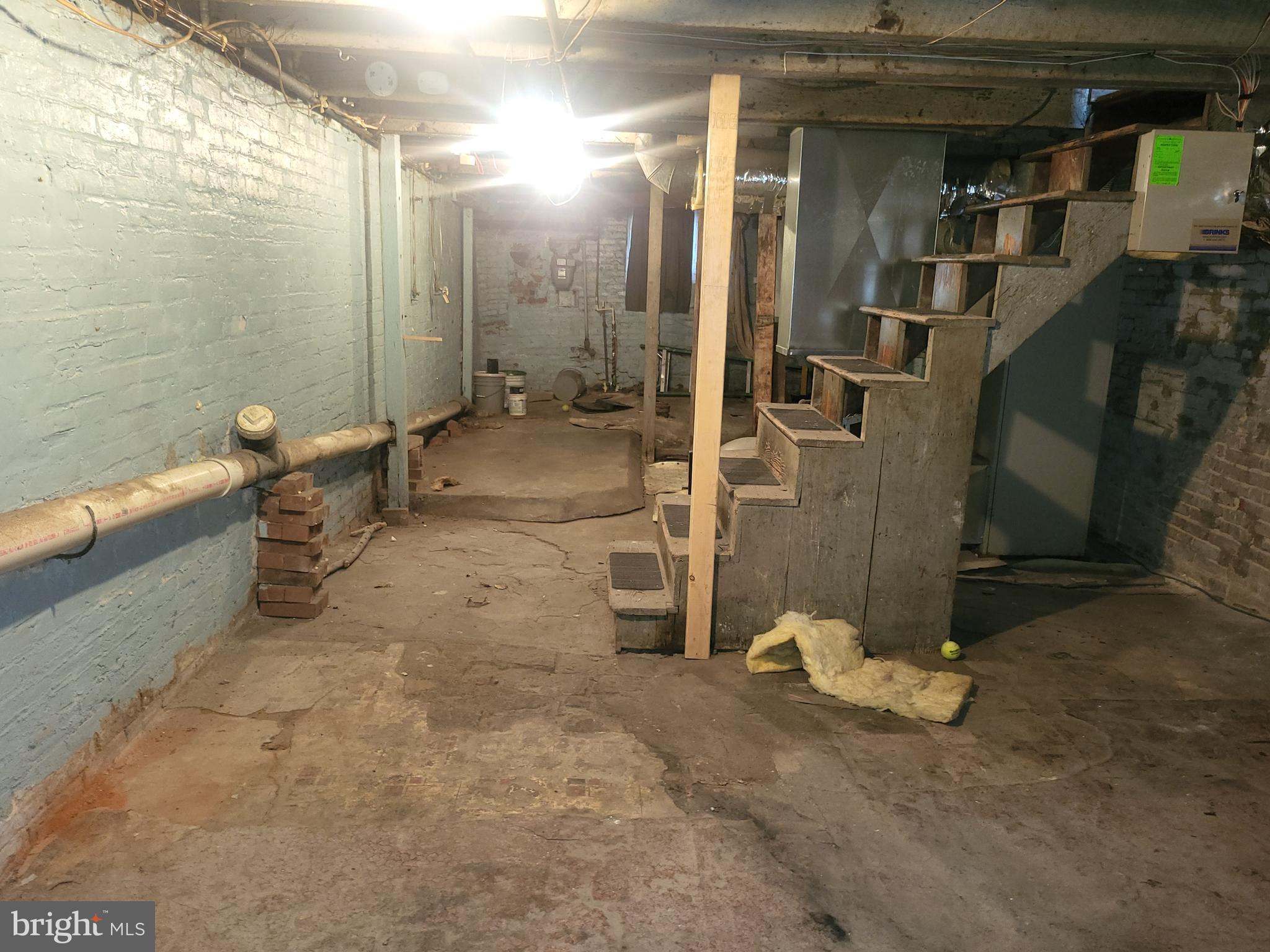 JOHNSTON SQUARE - Residential