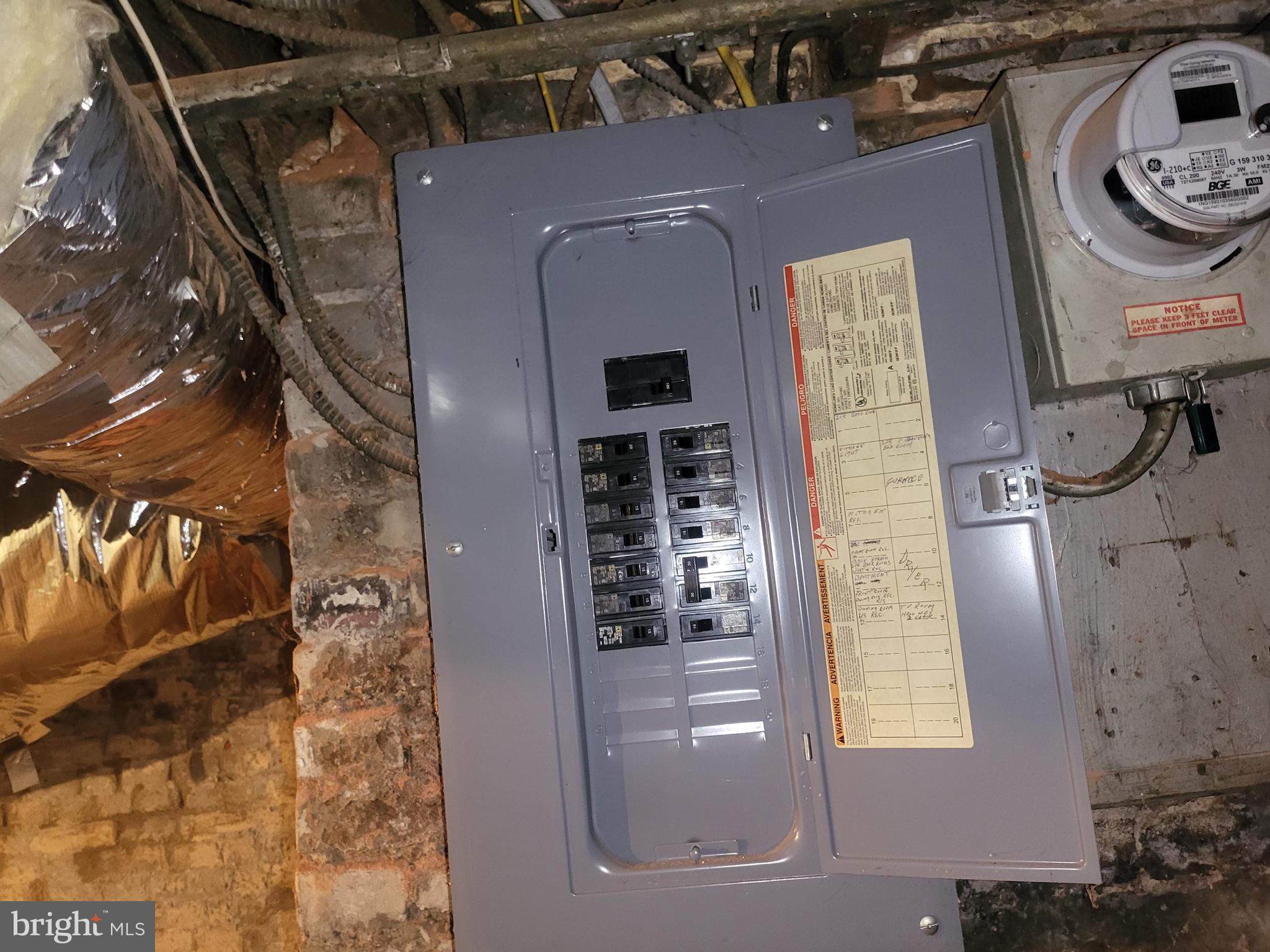 JOHNSTON SQUARE - Residential