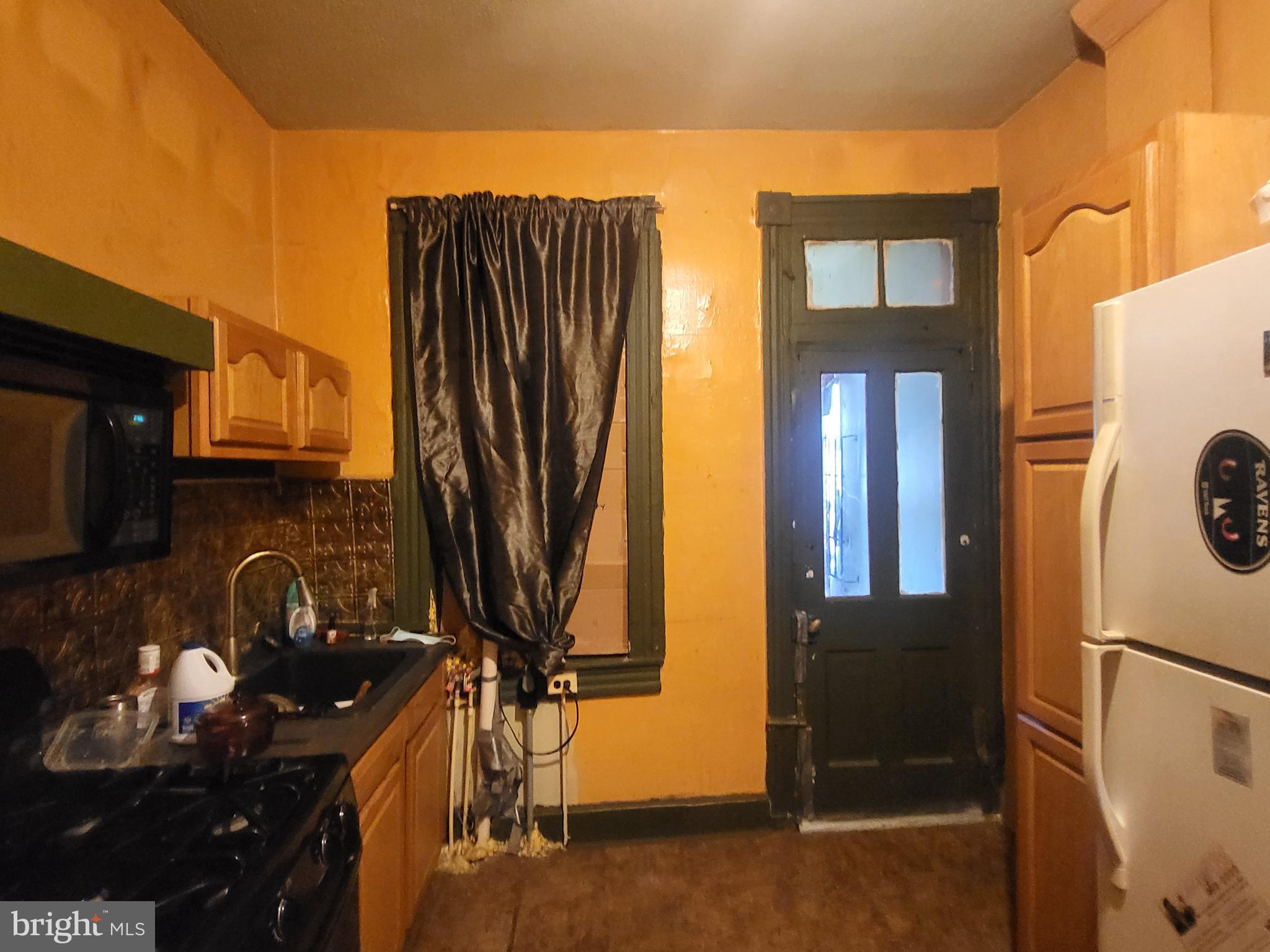 JOHNSTON SQUARE - Residential