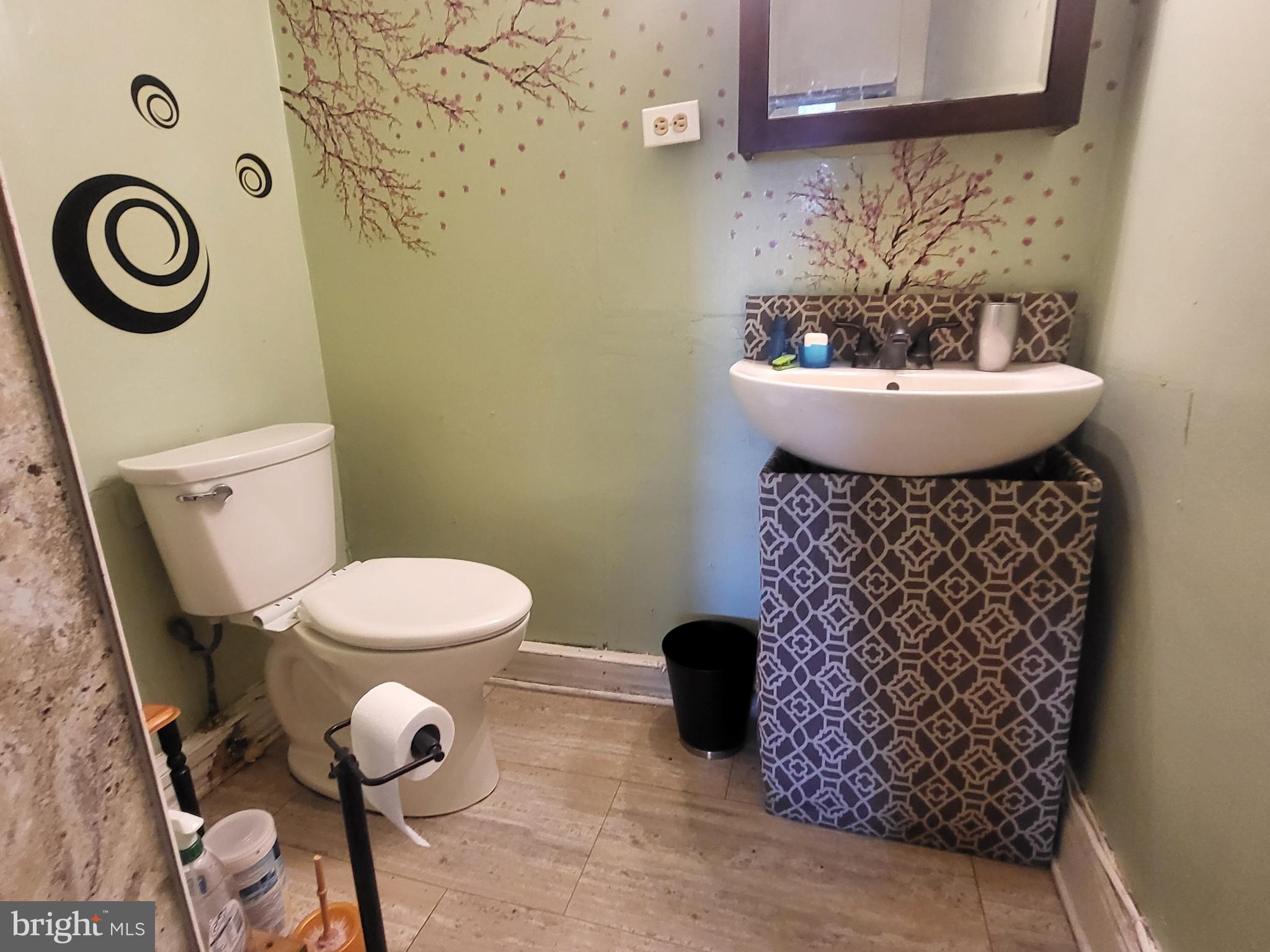 JOHNSTON SQUARE - Residential