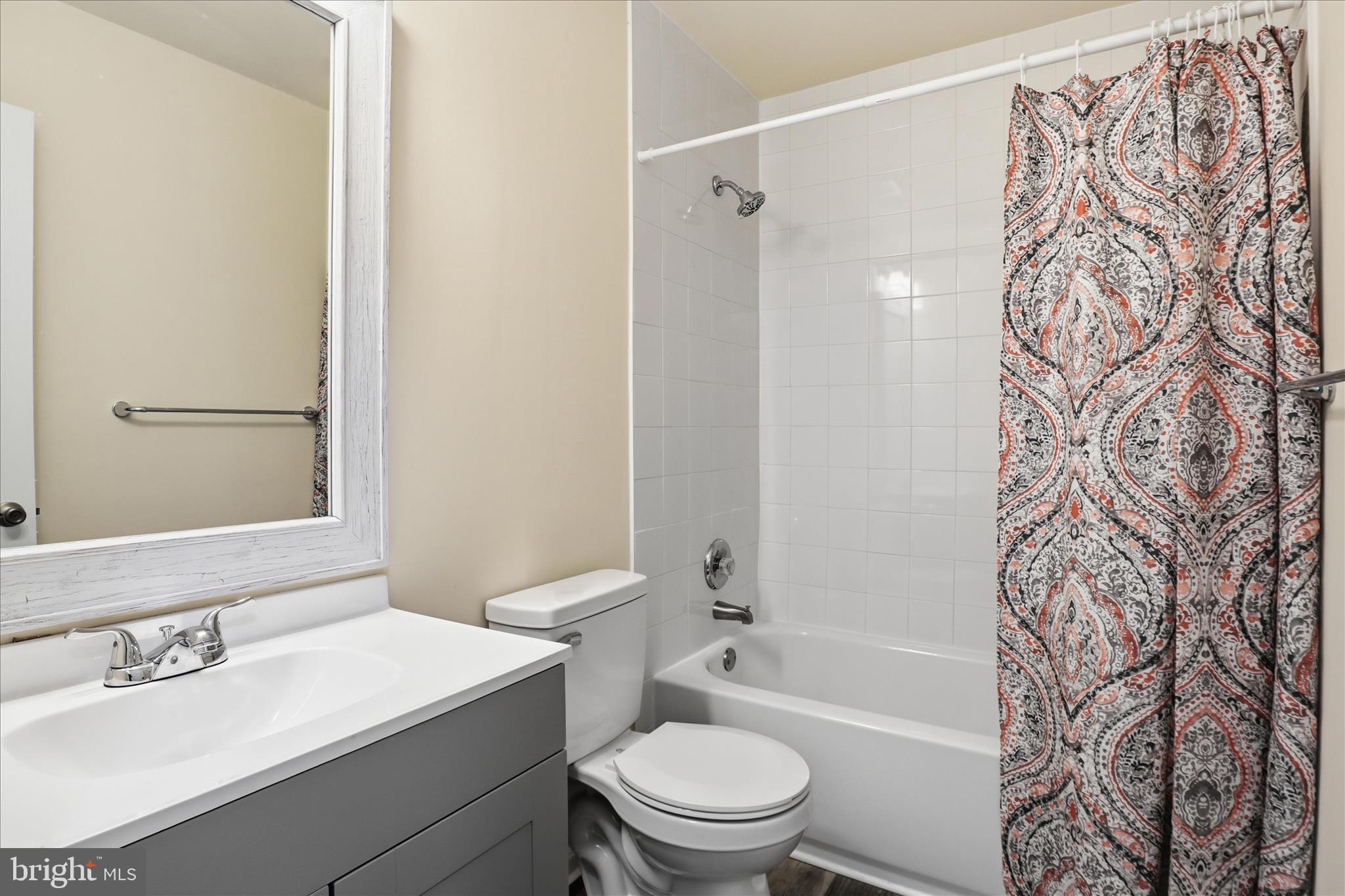 PARADISE - Residential