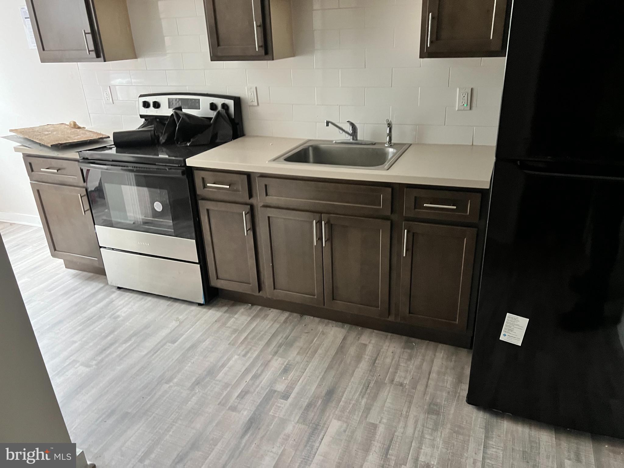 KENSINGTON - Residential