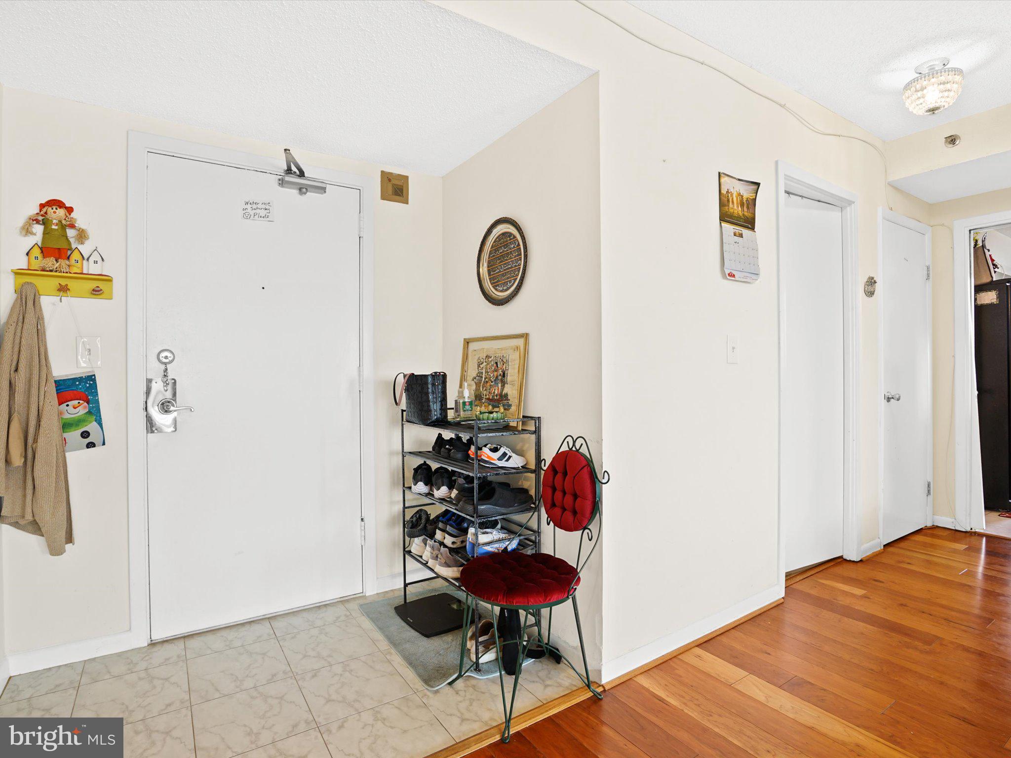 SKYLINE SQUARE CONDO - Residential