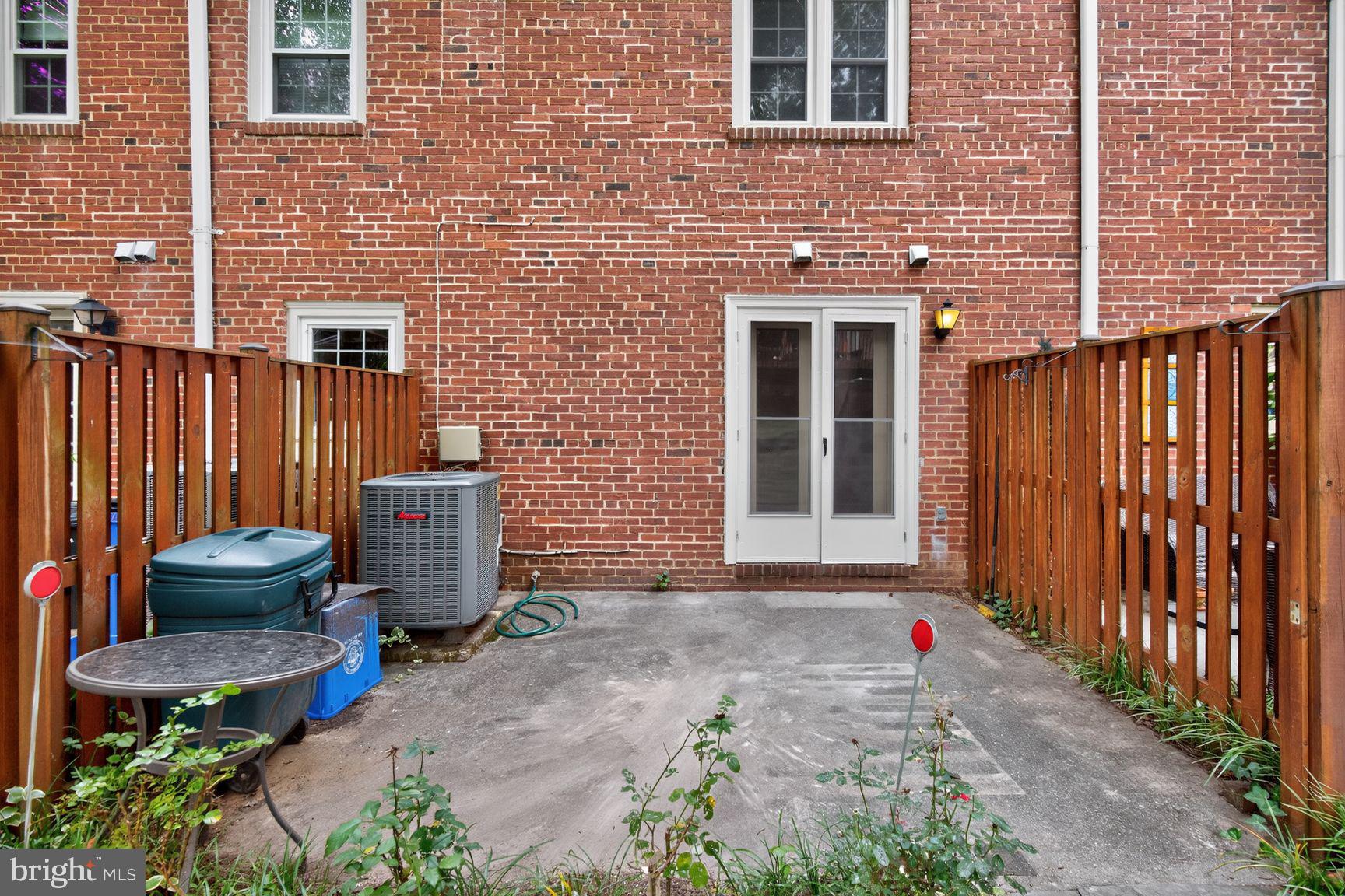 6609 HILLANDALE ROAD 90