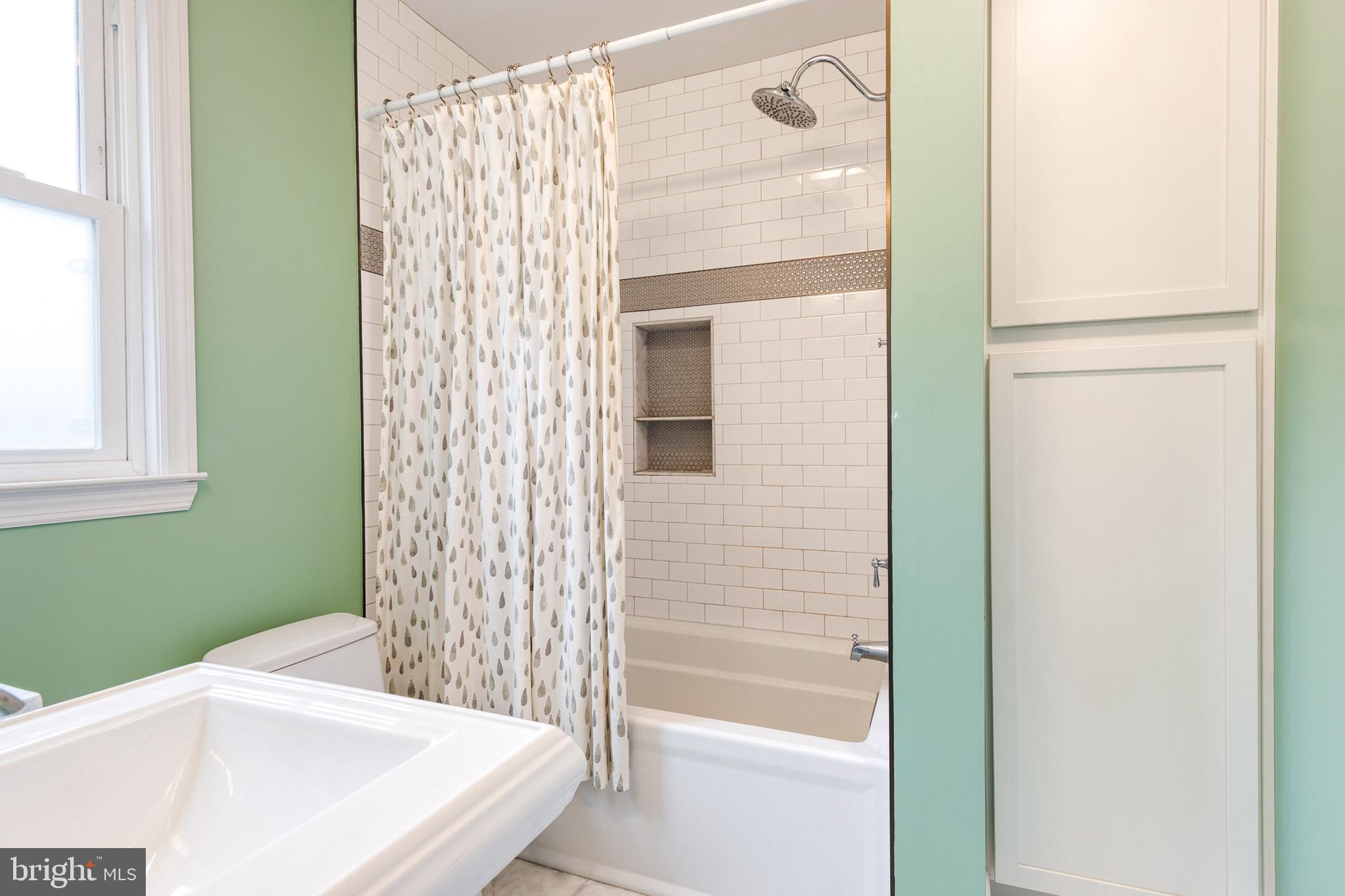 EDMONDSON RIDGE - Residential