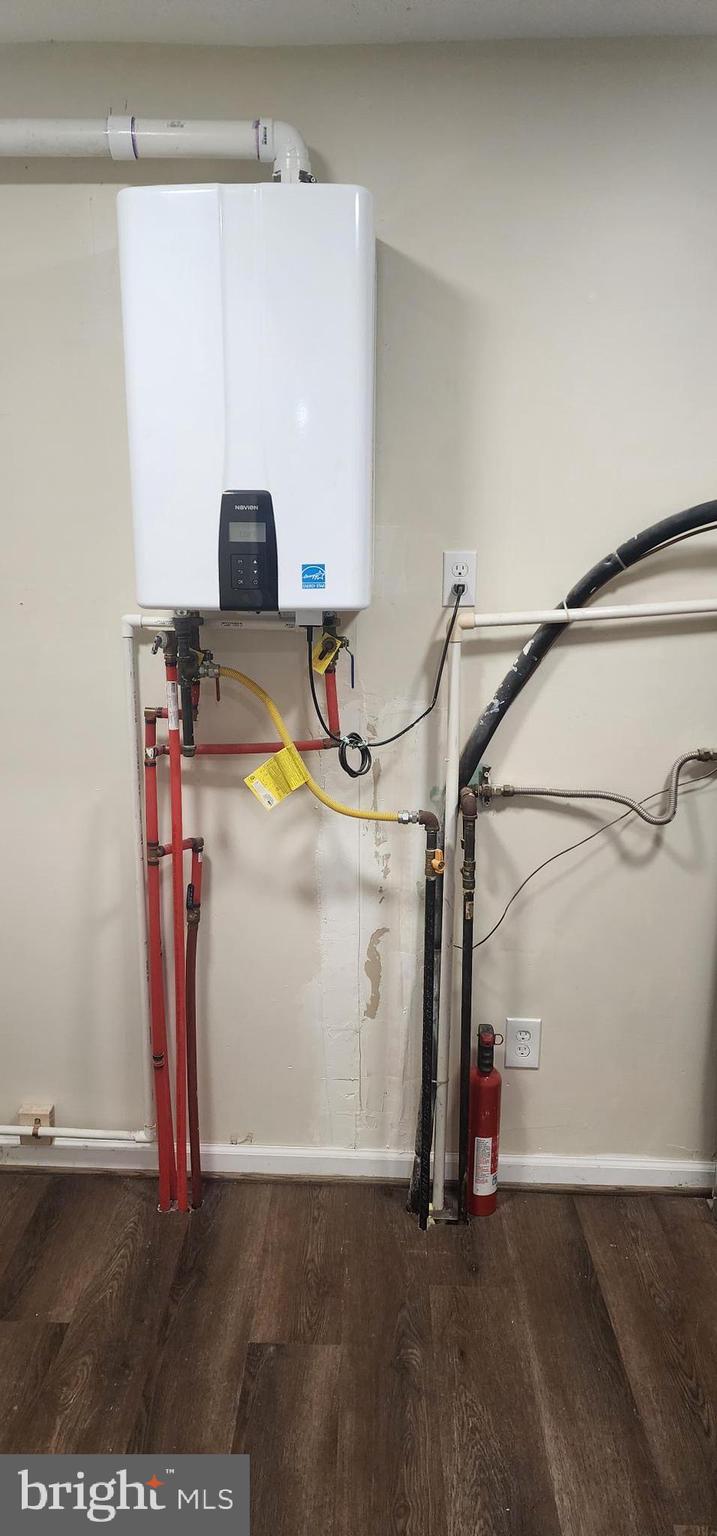 CHATHAM HEIGHTS - Residential