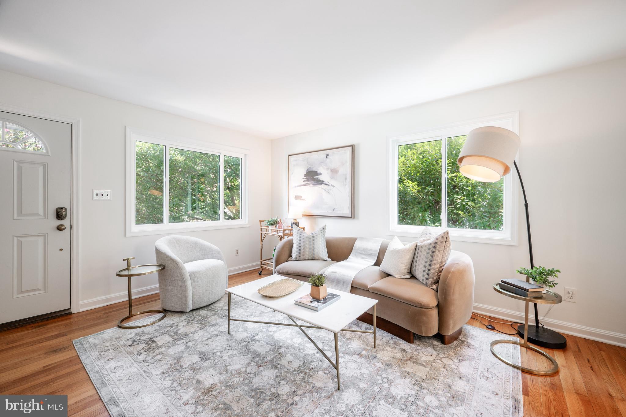 405 E HOWELL AVENUE