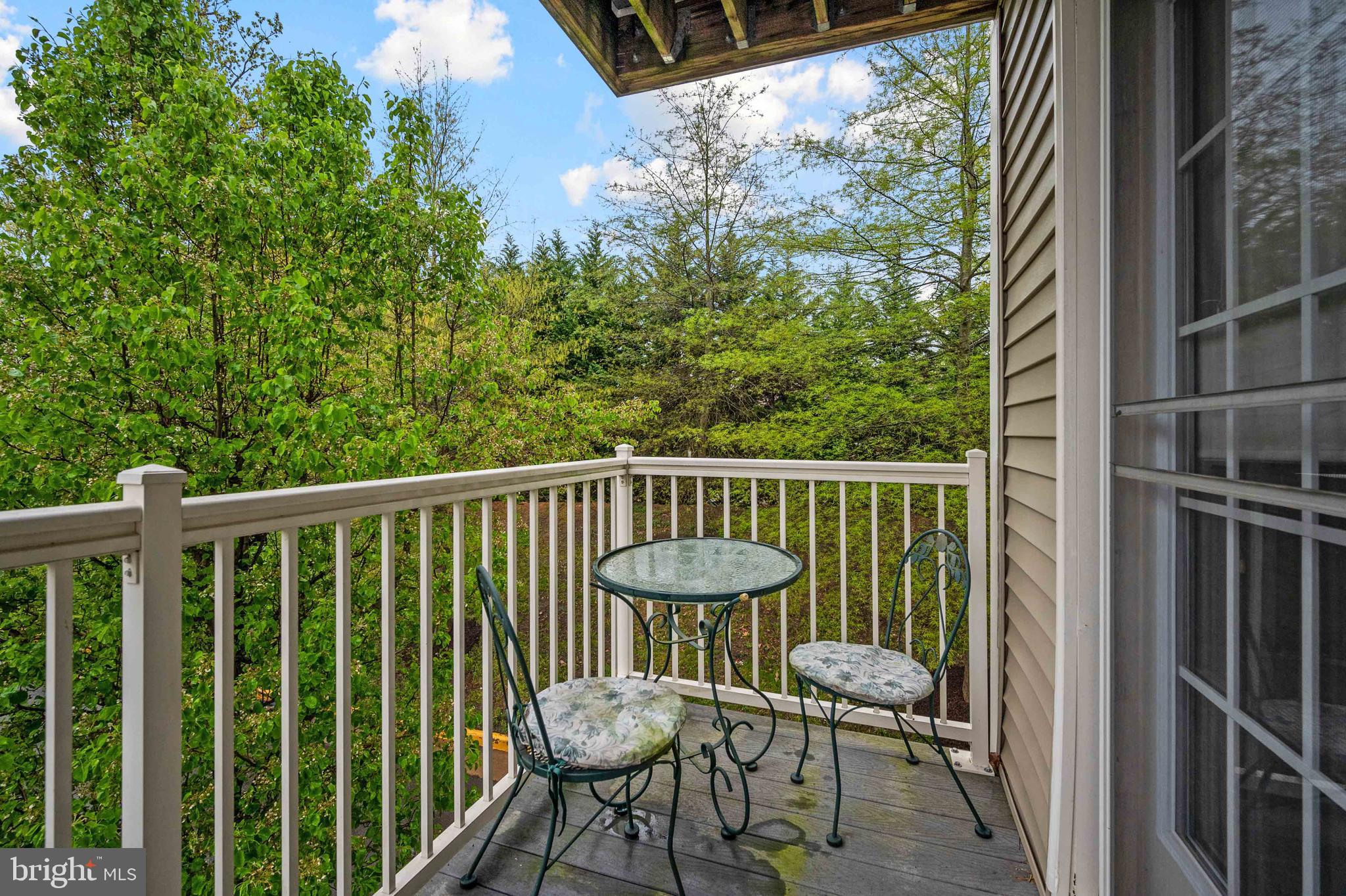 HIGHLANDS CIRCLE CONDOMINIUM - Residential