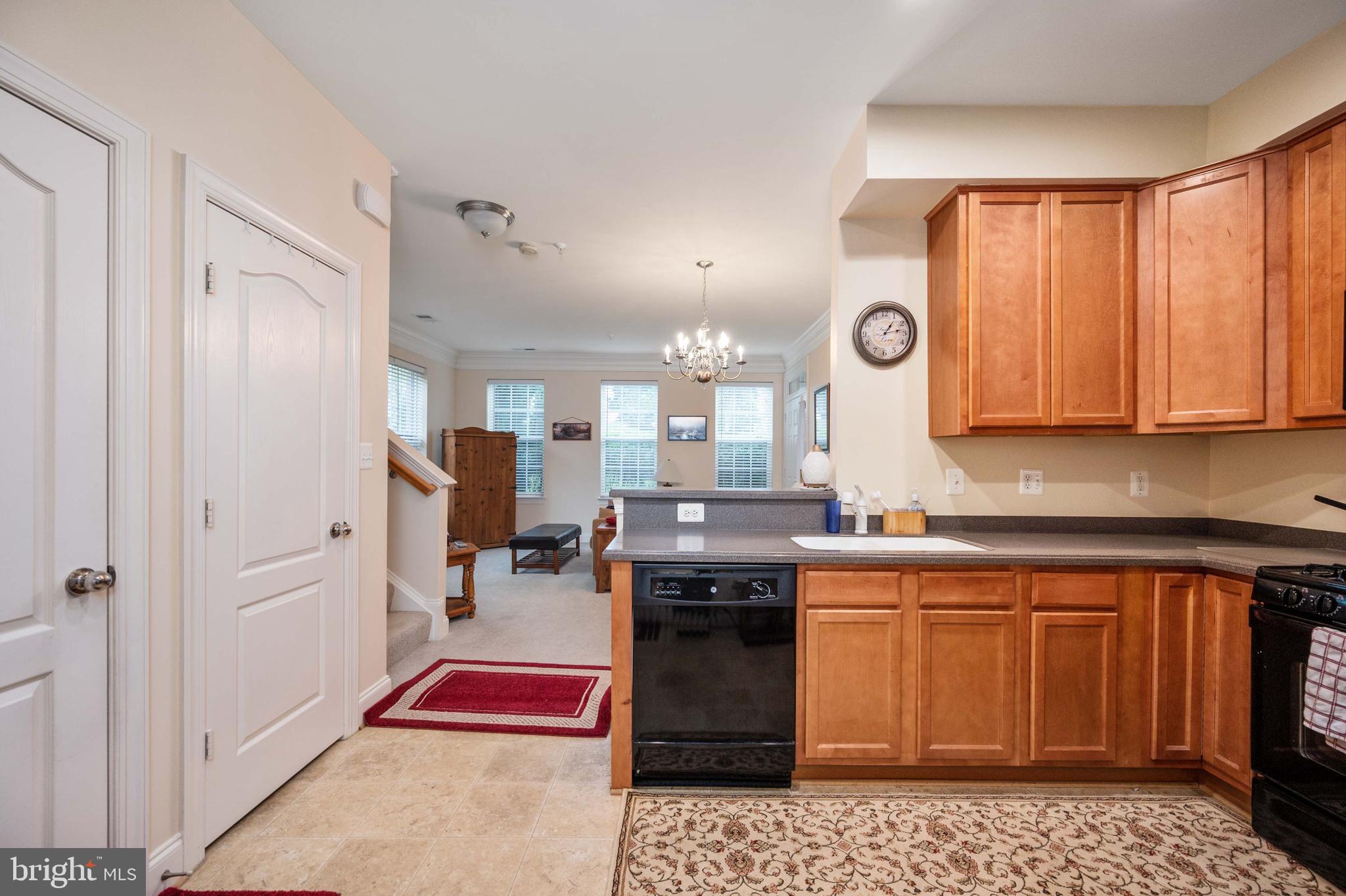 HIGHLANDS CIRCLE CONDOMINIUM - Residential